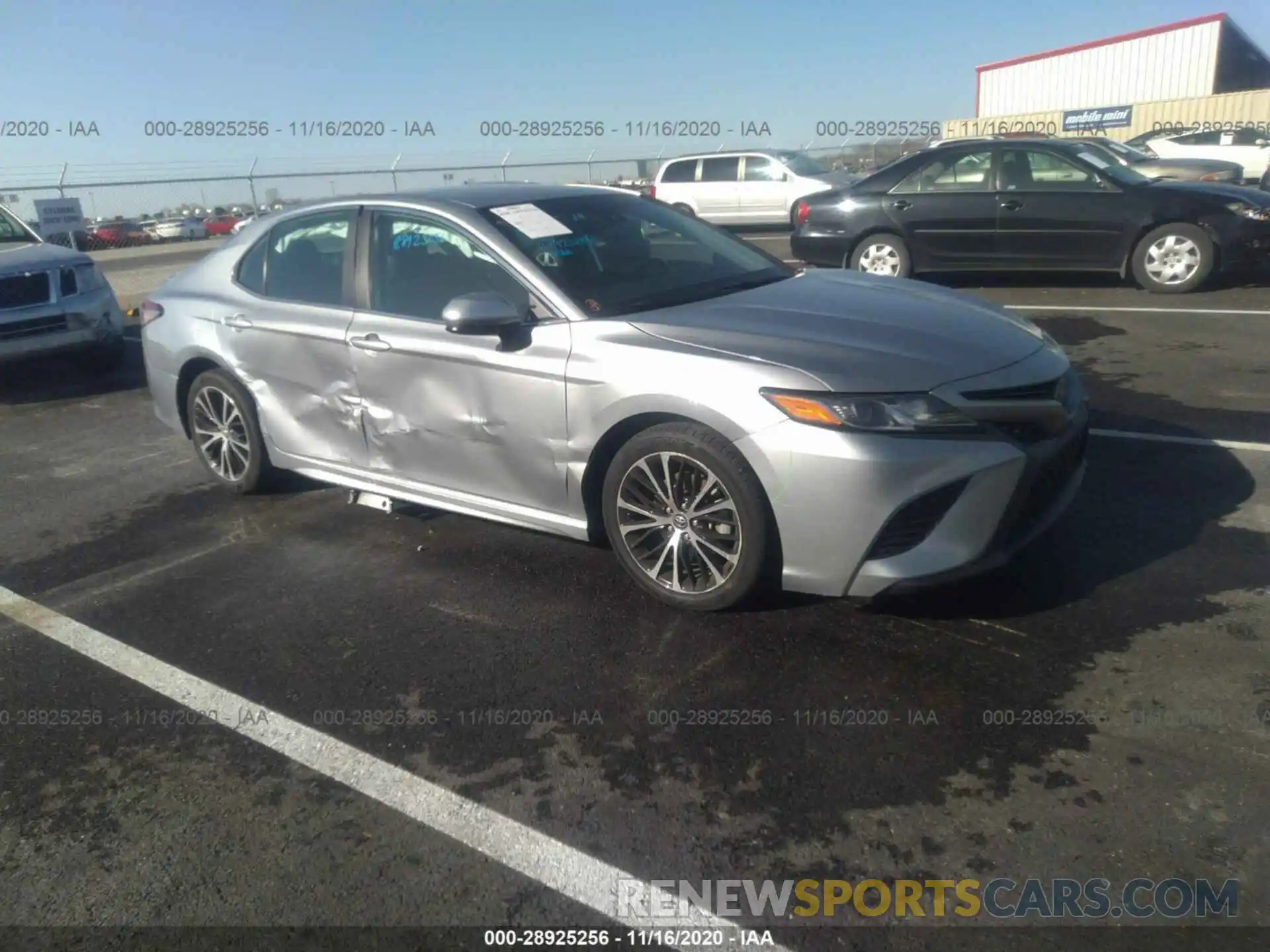 1 Photograph of a damaged car 4T1B11HK2KU761122 TOYOTA CAMRY 2019