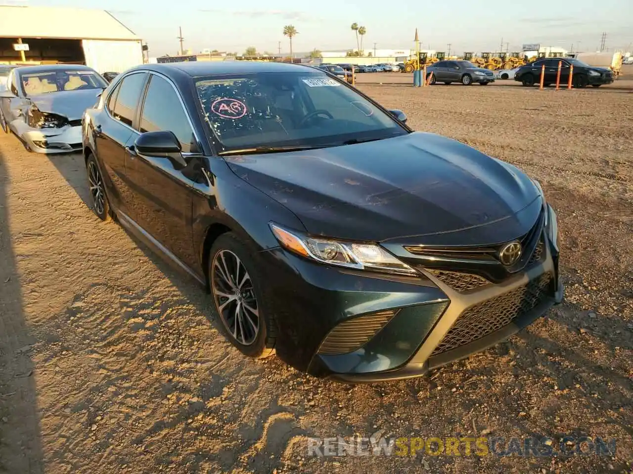 1 Photograph of a damaged car 4T1B11HK2KU761136 TOYOTA CAMRY 2019