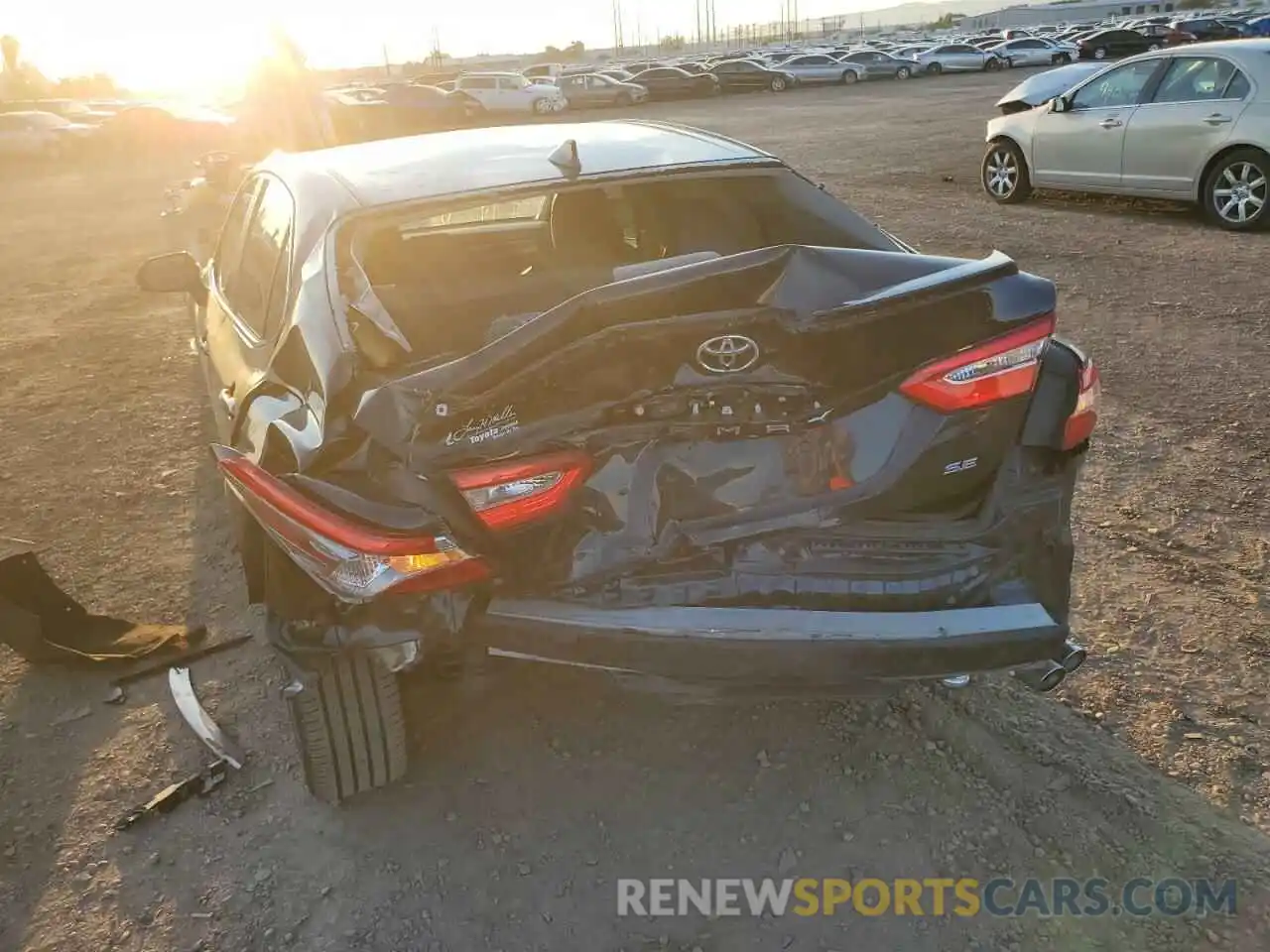 9 Photograph of a damaged car 4T1B11HK2KU761136 TOYOTA CAMRY 2019