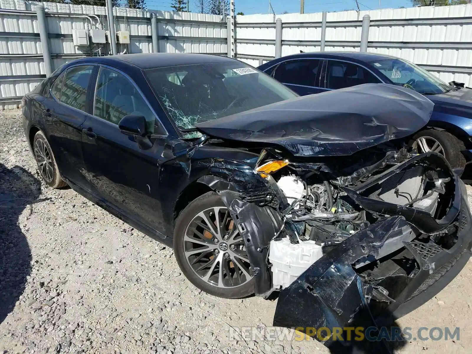 1 Photograph of a damaged car 4T1B11HK2KU762237 TOYOTA CAMRY 2019