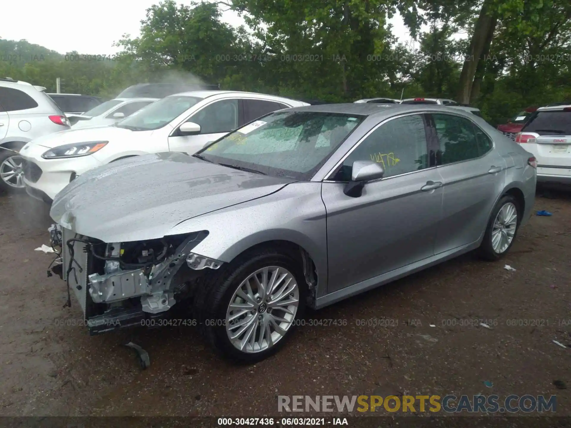 2 Photograph of a damaged car 4T1B11HK2KU763386 TOYOTA CAMRY 2019