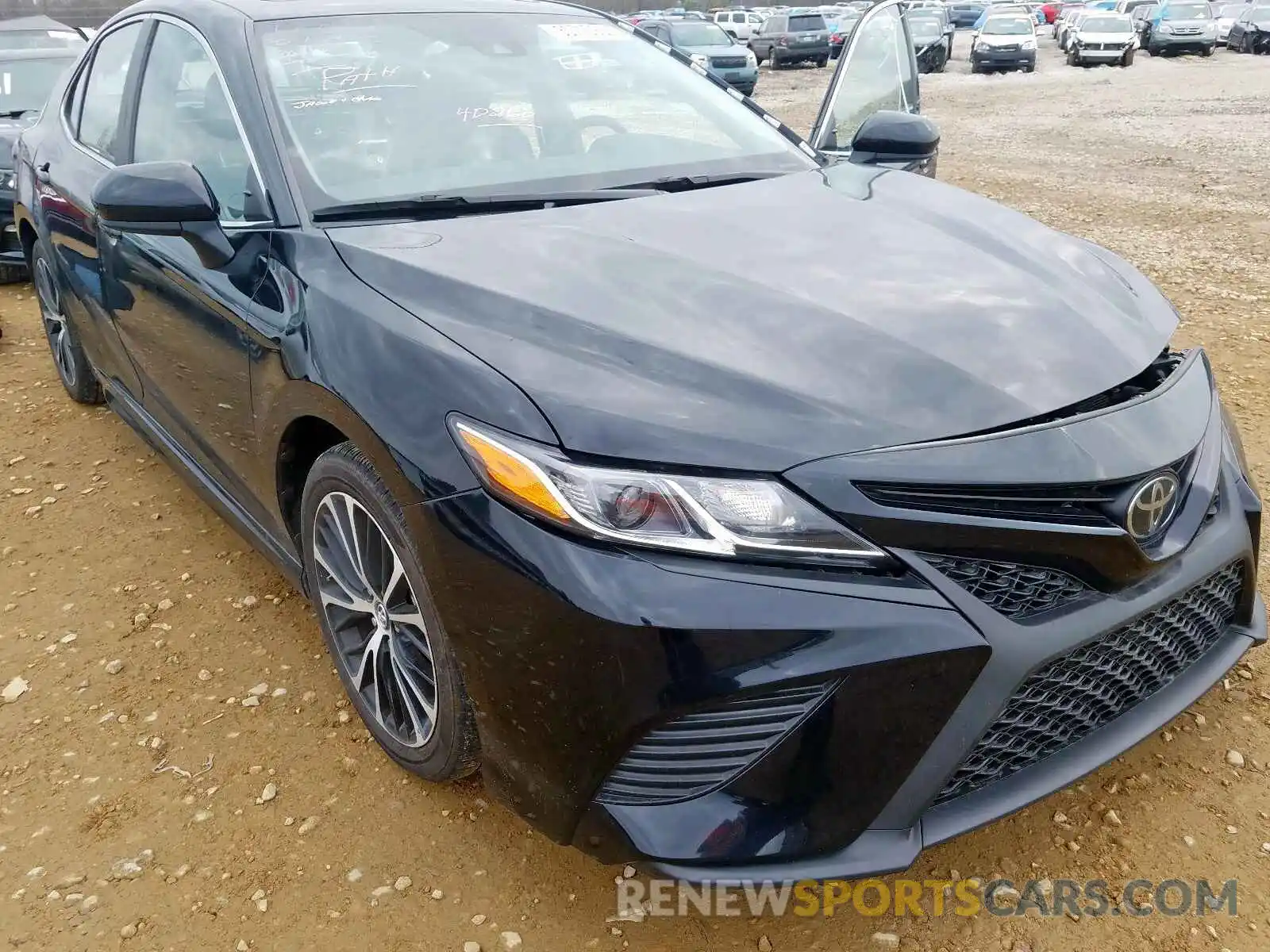 1 Photograph of a damaged car 4T1B11HK2KU763968 TOYOTA CAMRY 2019