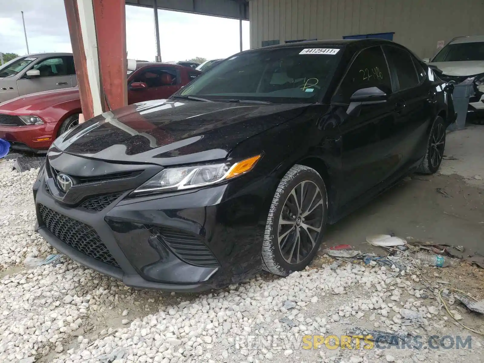 2 Photograph of a damaged car 4T1B11HK2KU764375 TOYOTA CAMRY 2019