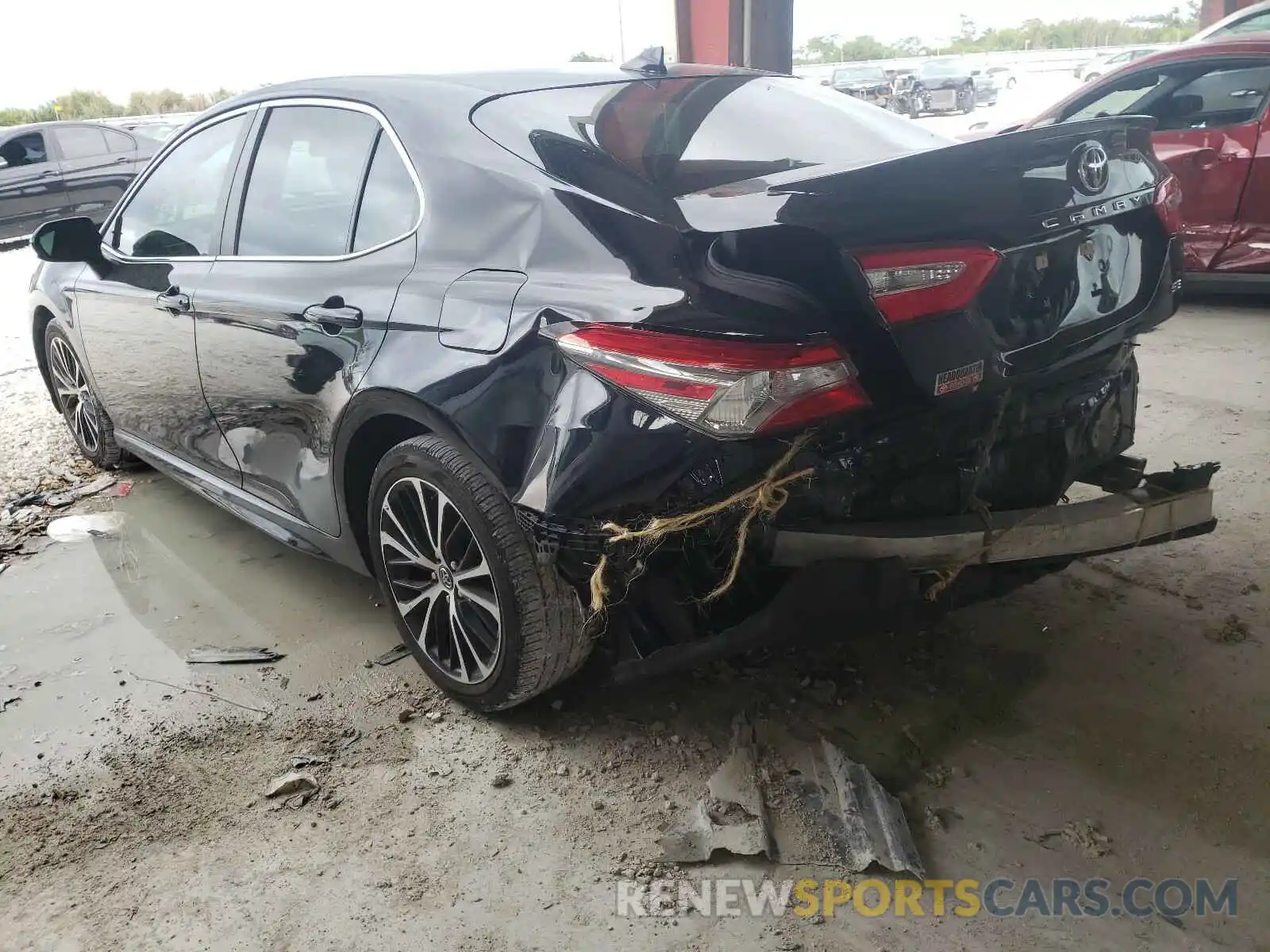 3 Photograph of a damaged car 4T1B11HK2KU764375 TOYOTA CAMRY 2019