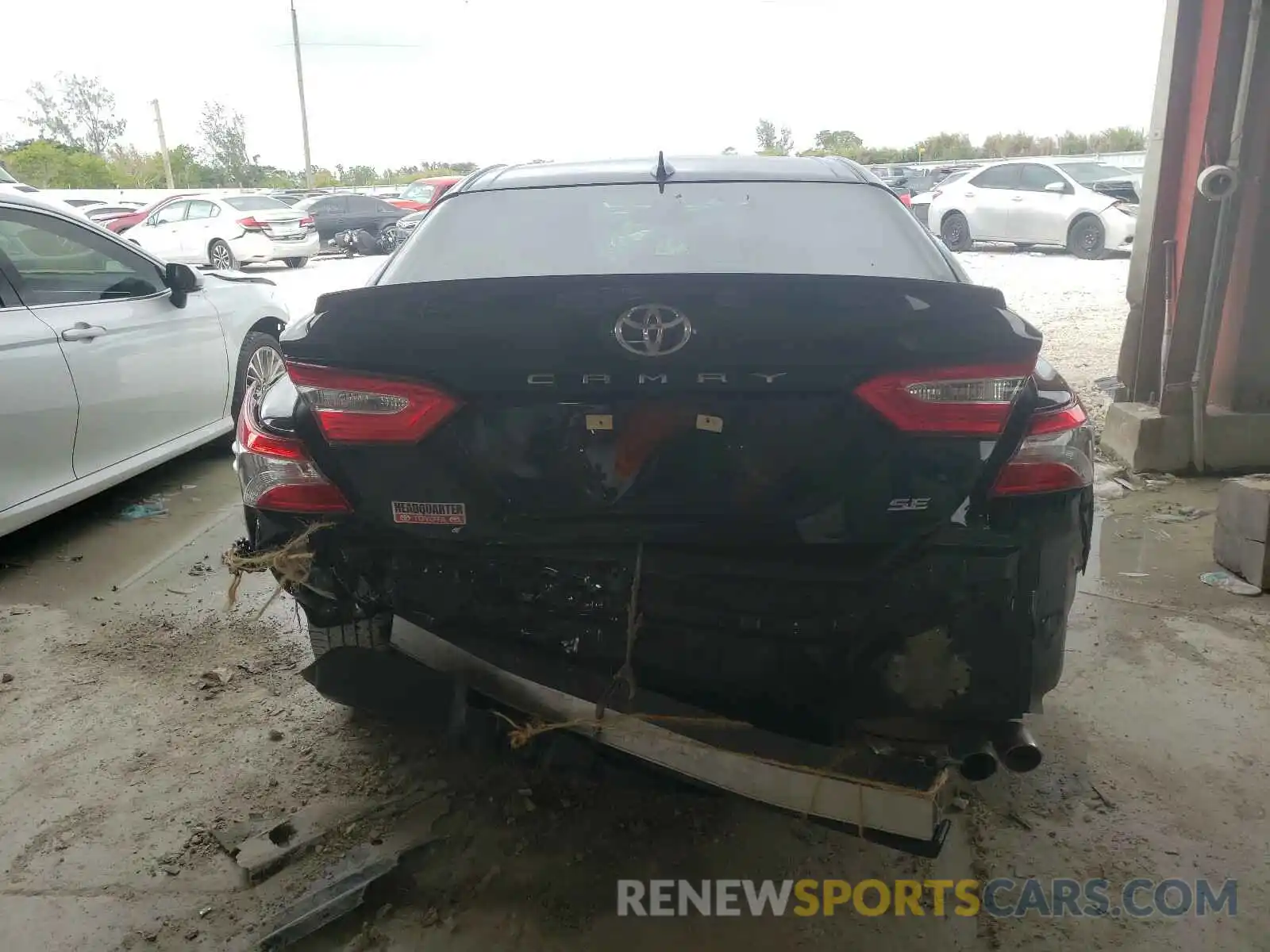 9 Photograph of a damaged car 4T1B11HK2KU764375 TOYOTA CAMRY 2019