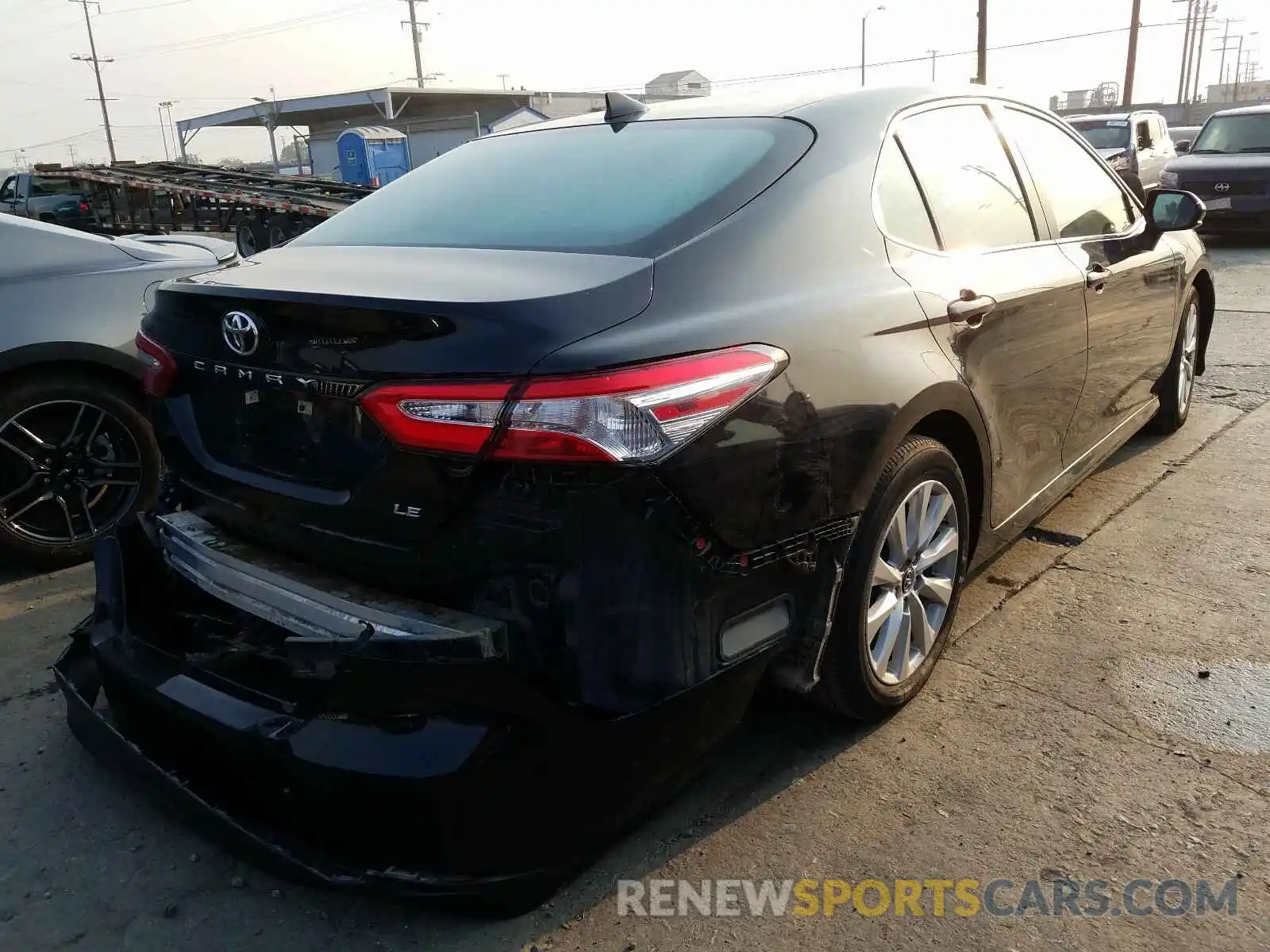 4 Photograph of a damaged car 4T1B11HK2KU766451 TOYOTA CAMRY 2019