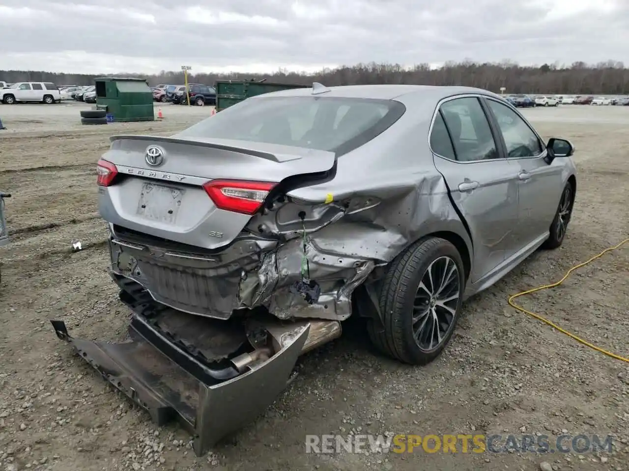 4 Photograph of a damaged car 4T1B11HK2KU768247 TOYOTA CAMRY 2019