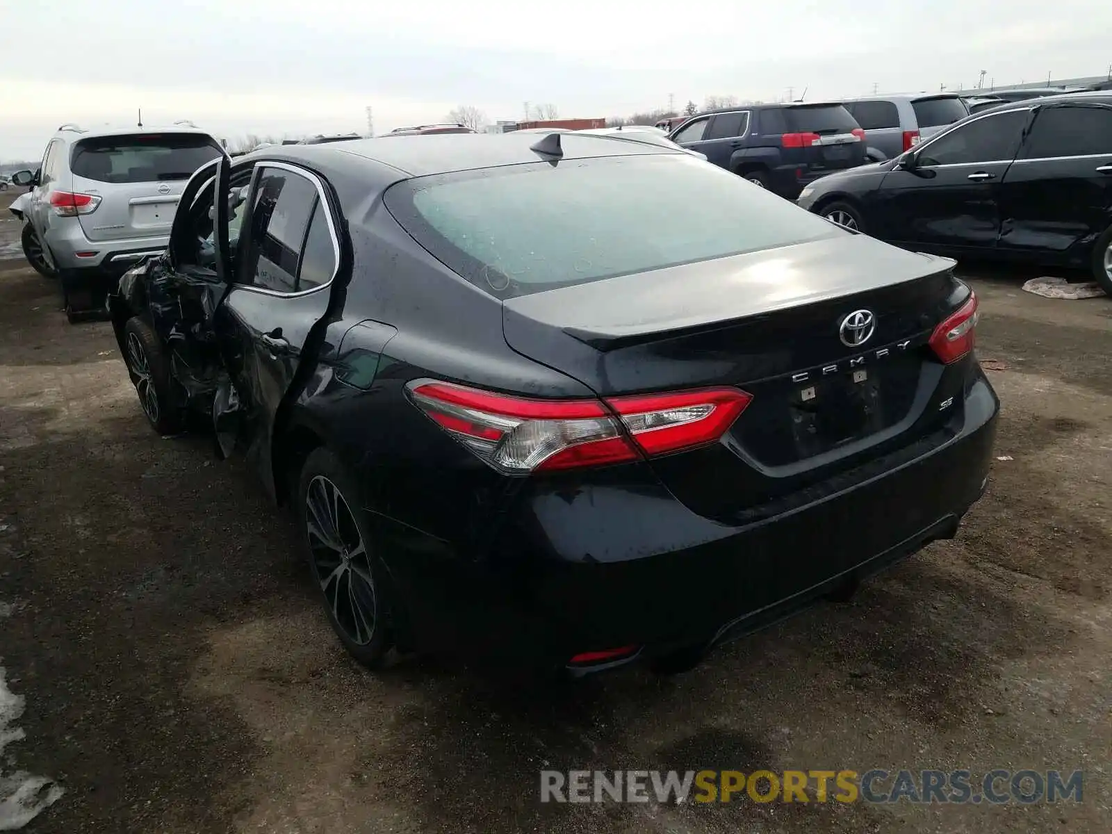 3 Photograph of a damaged car 4T1B11HK2KU769091 TOYOTA CAMRY 2019