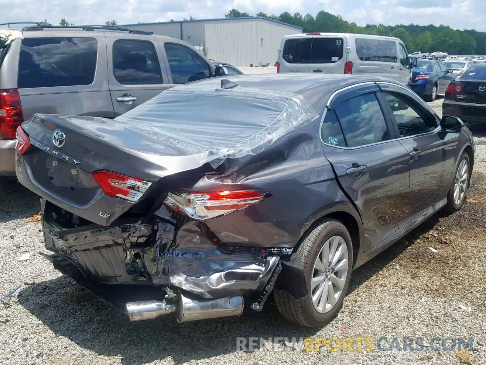 4 Photograph of a damaged car 4T1B11HK2KU770340 TOYOTA CAMRY 2019