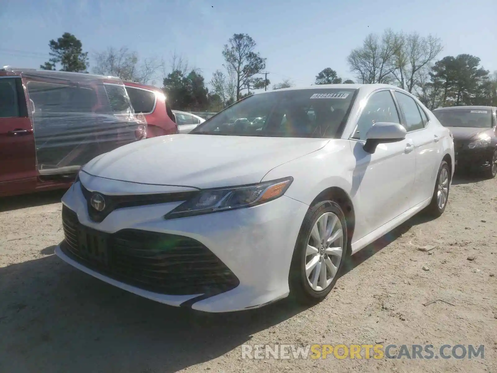 2 Photograph of a damaged car 4T1B11HK2KU770581 TOYOTA CAMRY 2019