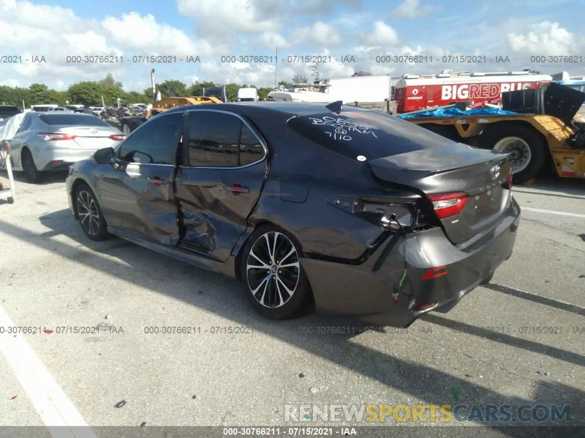 3 Photograph of a damaged car 4T1B11HK2KU770855 TOYOTA CAMRY 2019