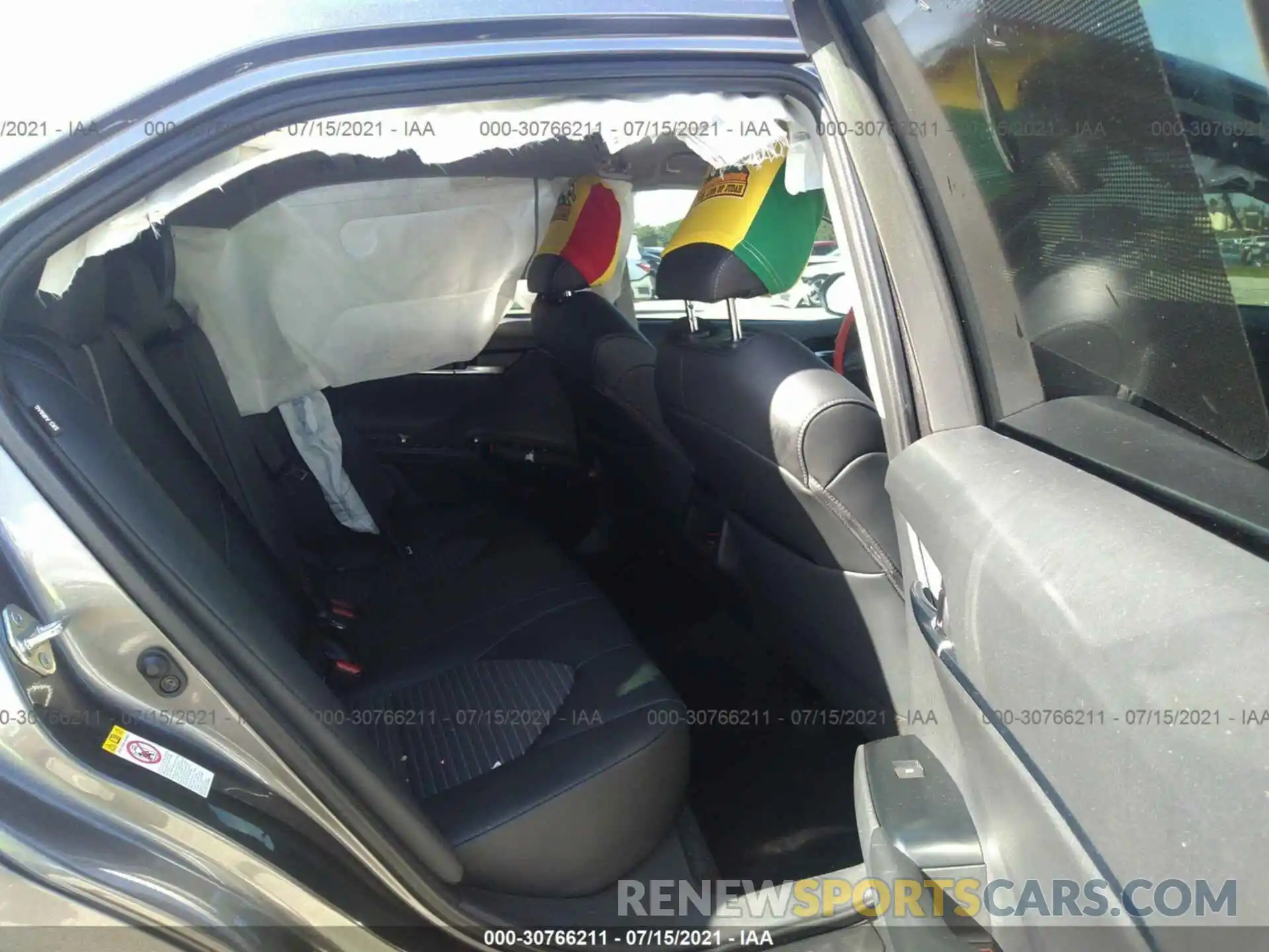 8 Photograph of a damaged car 4T1B11HK2KU770855 TOYOTA CAMRY 2019