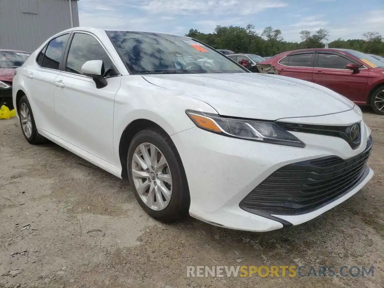 1 Photograph of a damaged car 4T1B11HK2KU771049 TOYOTA CAMRY 2019