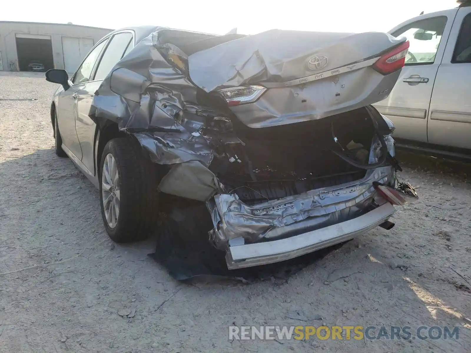 9 Photograph of a damaged car 4T1B11HK2KU771939 TOYOTA CAMRY 2019