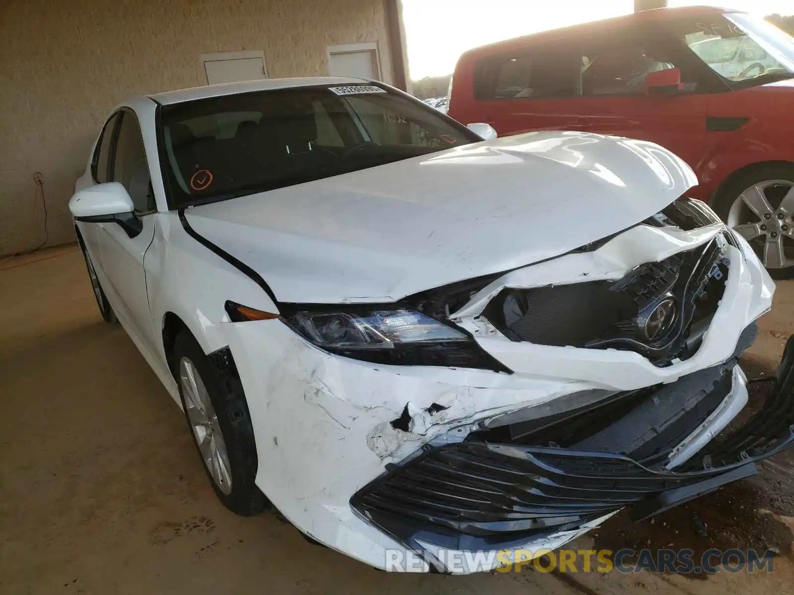 1 Photograph of a damaged car 4T1B11HK2KU772069 TOYOTA CAMRY 2019