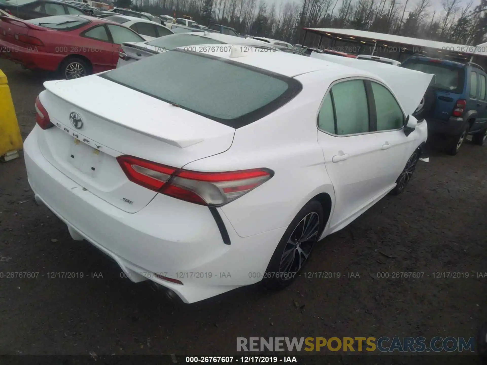 4 Фотография поврежденного автомобиля 4T1B11HK2KU773433 TOYOTA CAMRY 2019