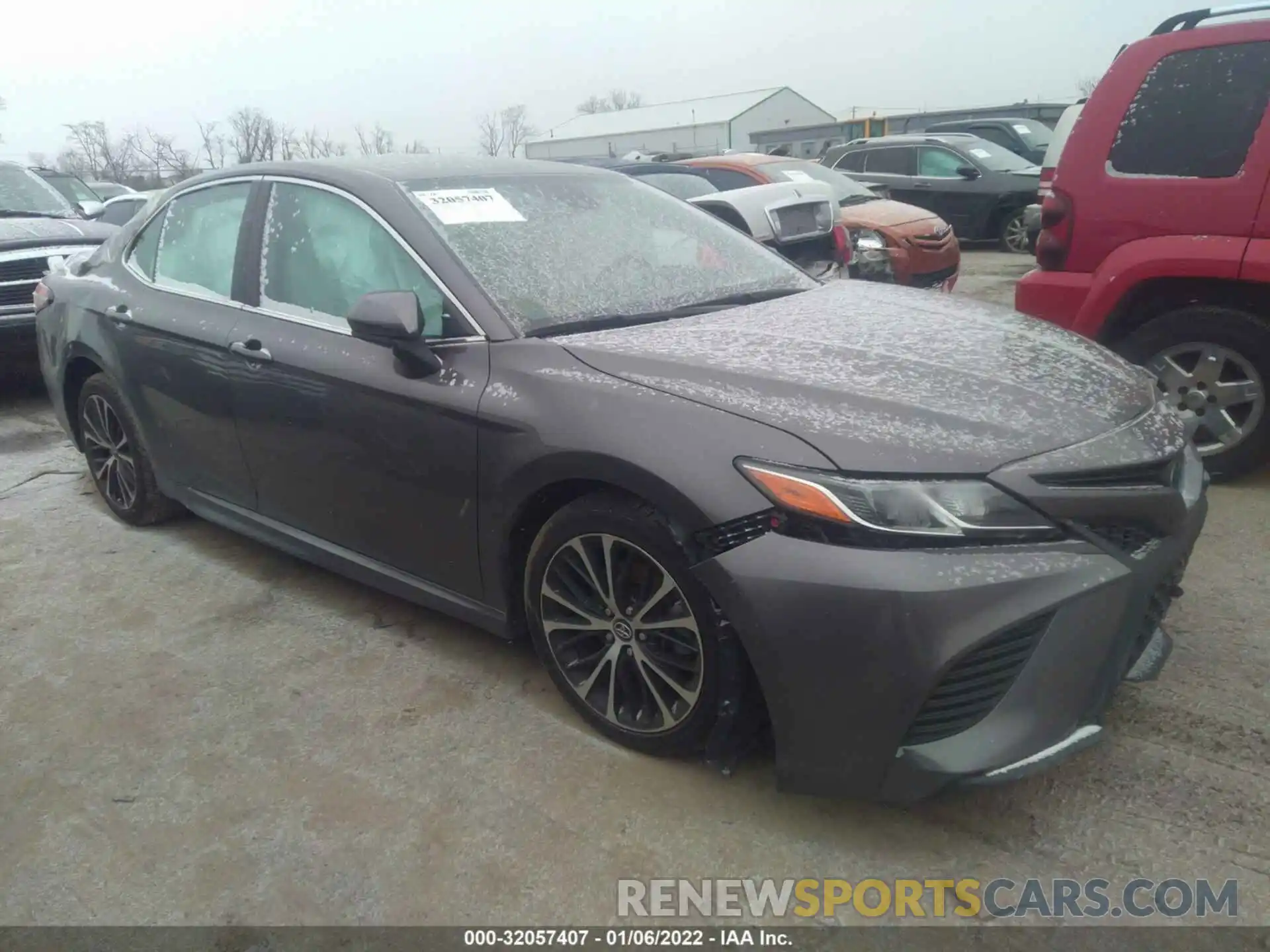 1 Photograph of a damaged car 4T1B11HK2KU773612 TOYOTA CAMRY 2019