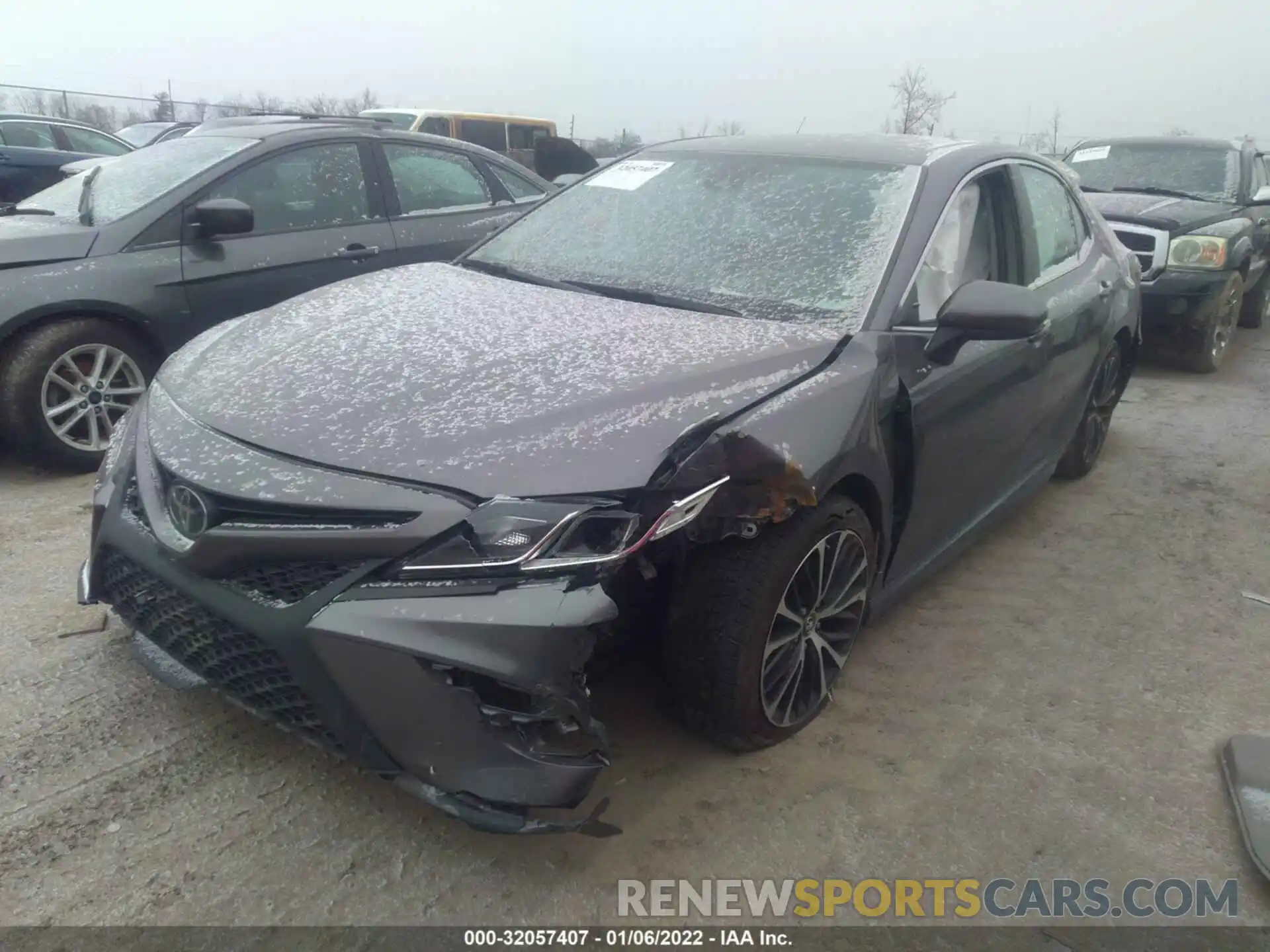 2 Photograph of a damaged car 4T1B11HK2KU773612 TOYOTA CAMRY 2019