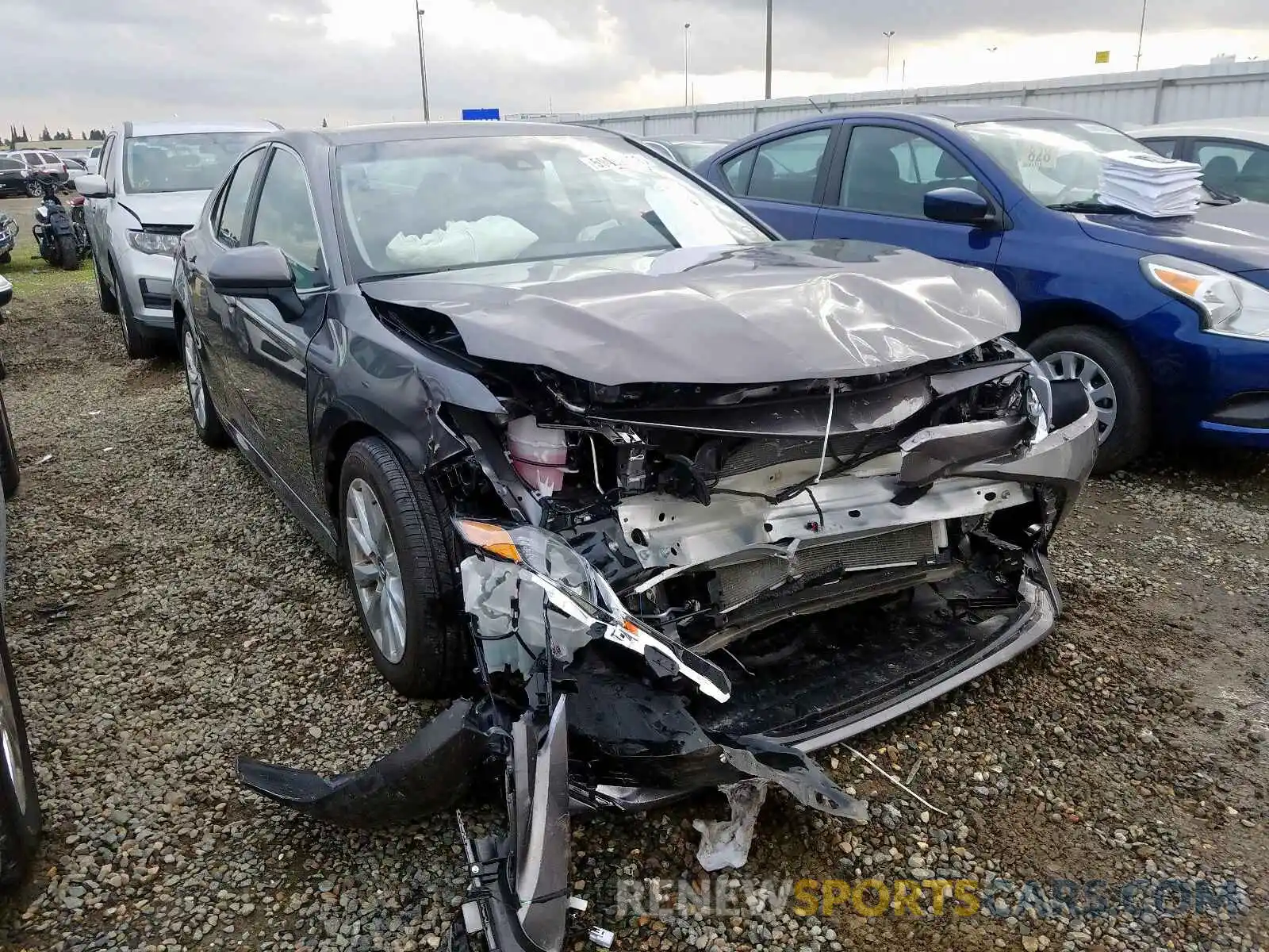 1 Photograph of a damaged car 4T1B11HK2KU773755 TOYOTA CAMRY 2019