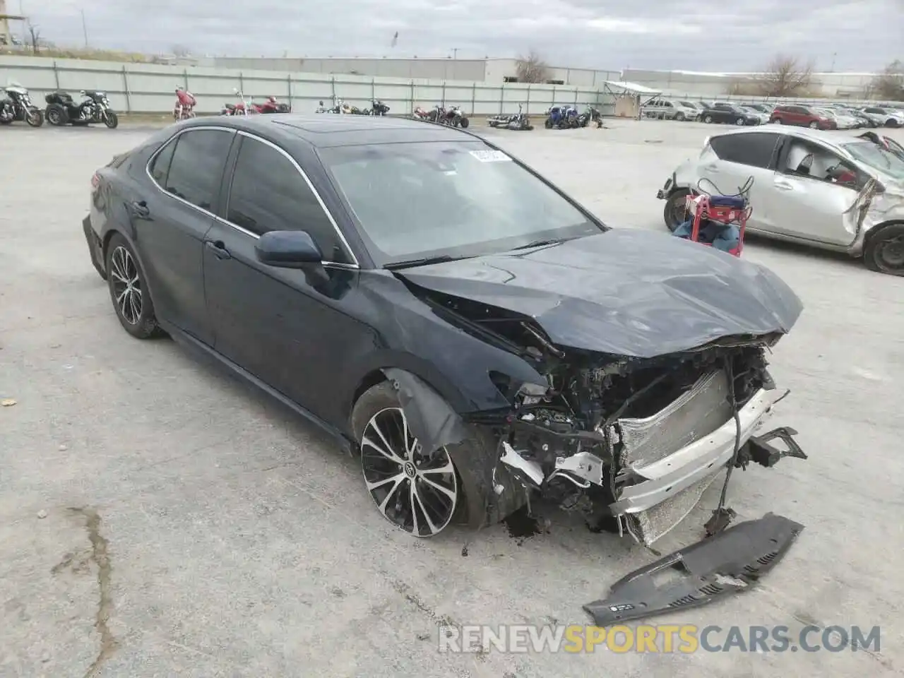 1 Photograph of a damaged car 4T1B11HK2KU776168 TOYOTA CAMRY 2019