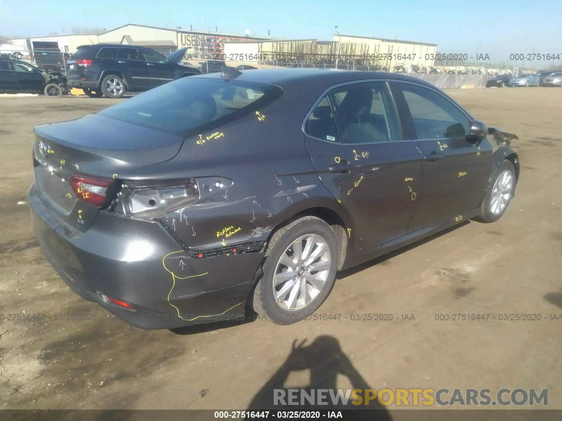 4 Фотография поврежденного автомобиля 4T1B11HK2KU779636 TOYOTA CAMRY 2019