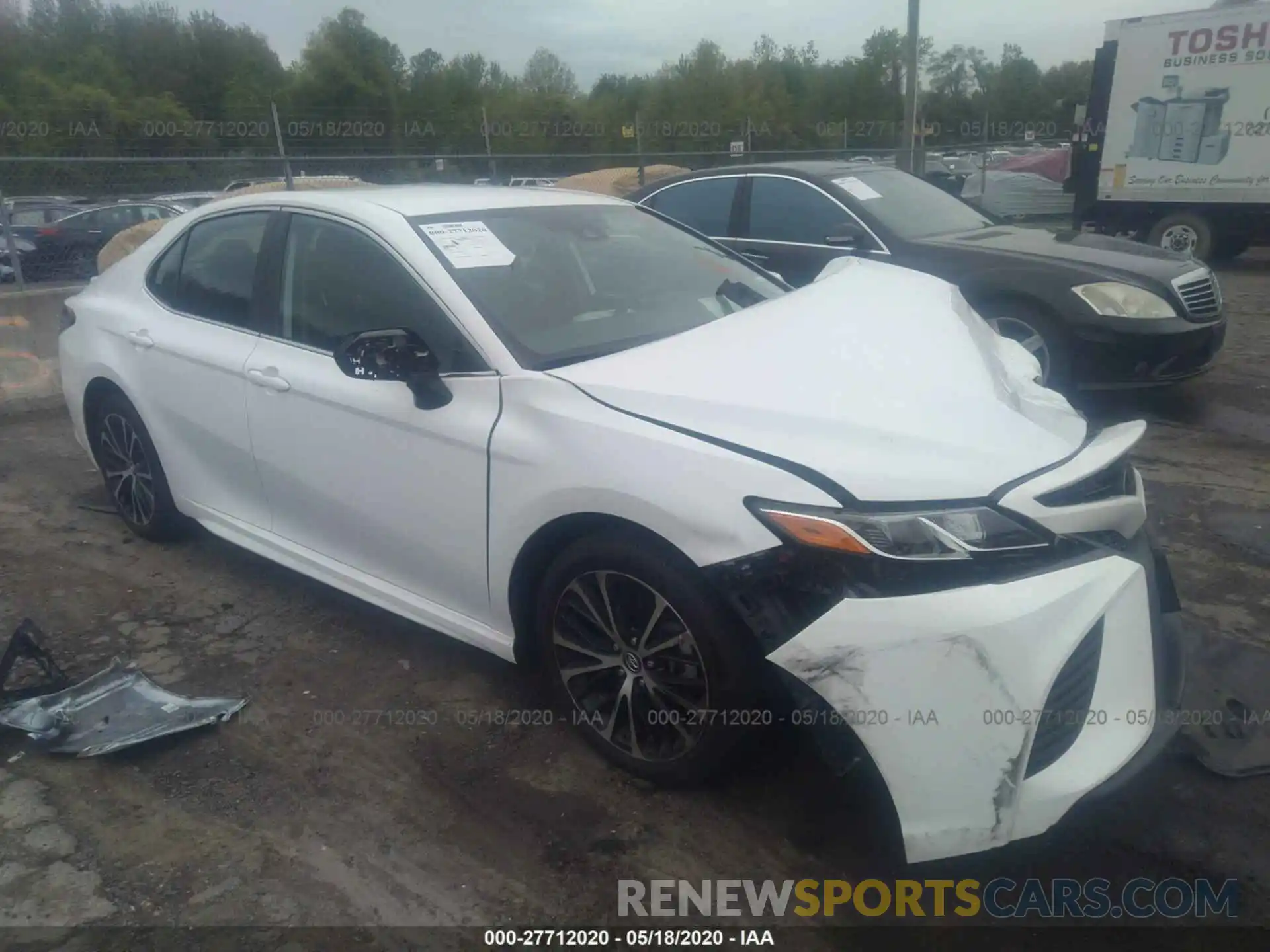 1 Photograph of a damaged car 4T1B11HK2KU780530 TOYOTA CAMRY 2019