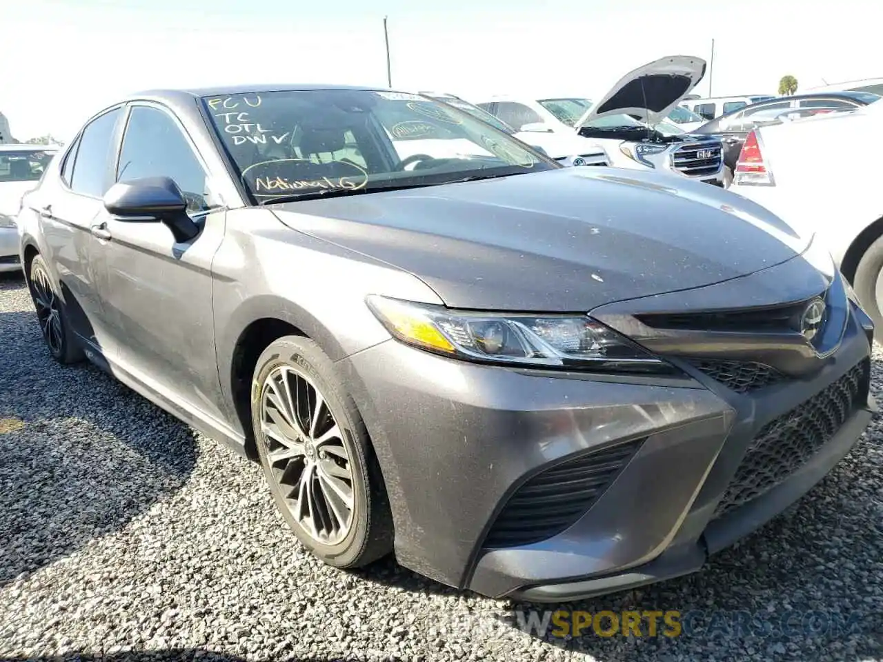 1 Photograph of a damaged car 4T1B11HK2KU781998 TOYOTA CAMRY 2019