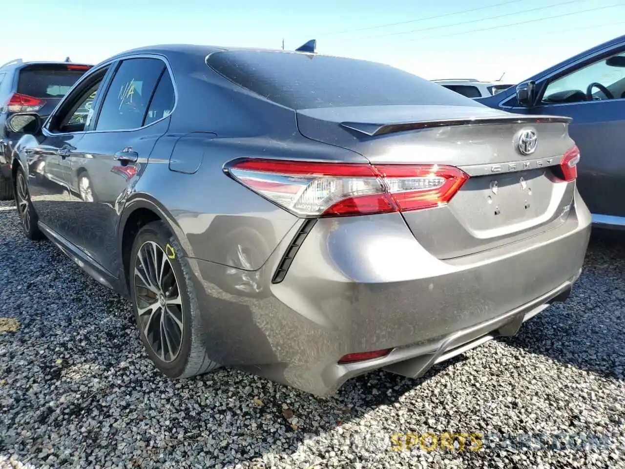 3 Photograph of a damaged car 4T1B11HK2KU781998 TOYOTA CAMRY 2019