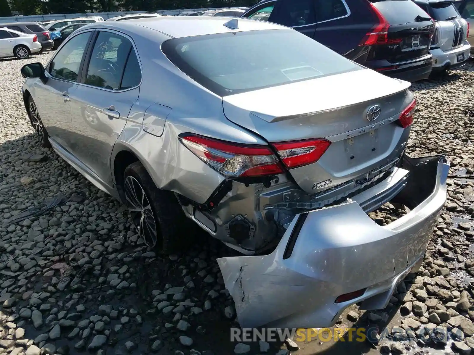 3 Photograph of a damaged car 4T1B11HK2KU782178 TOYOTA CAMRY 2019