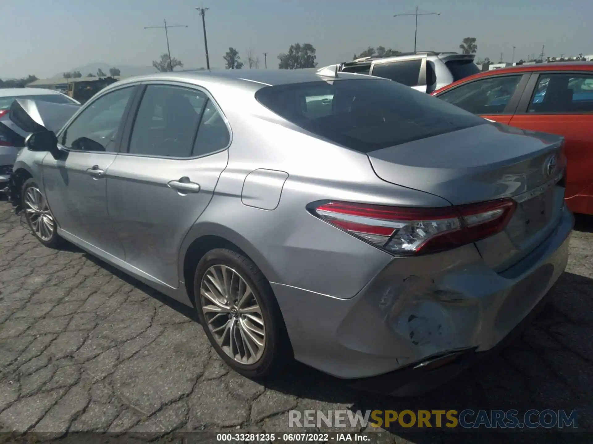 3 Photograph of a damaged car 4T1B11HK2KU783525 TOYOTA CAMRY 2019