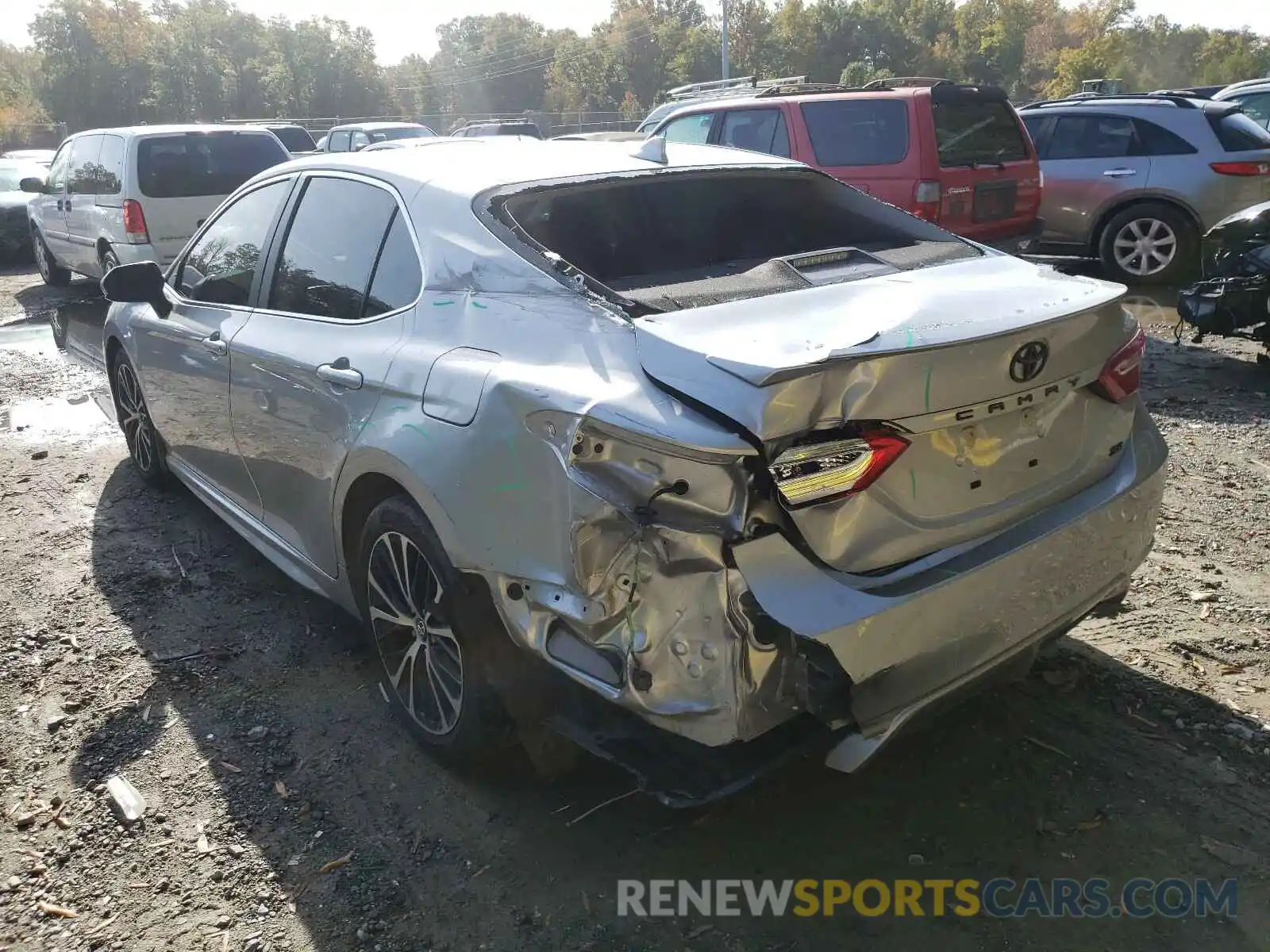 3 Photograph of a damaged car 4T1B11HK2KU784416 TOYOTA CAMRY 2019