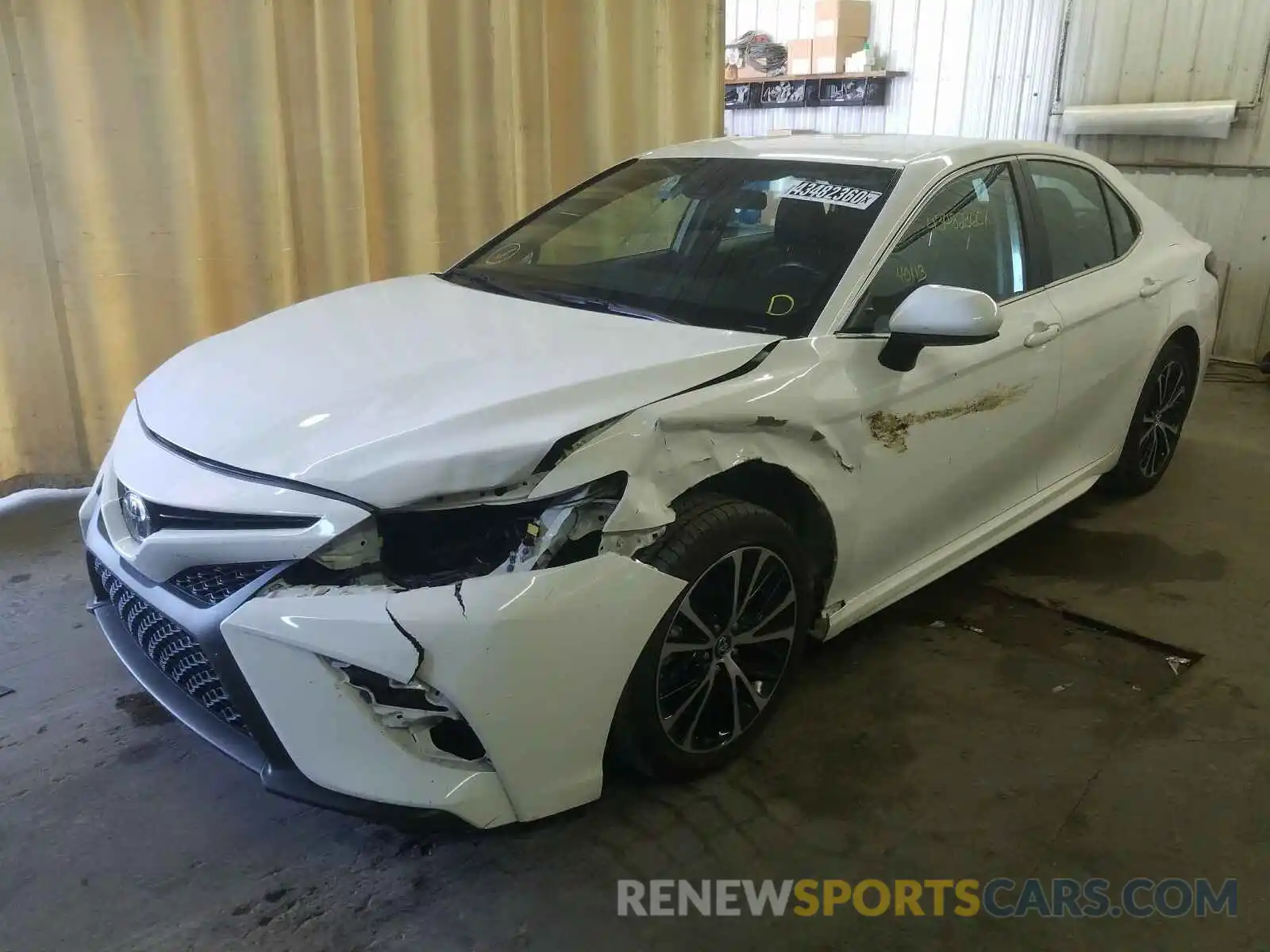 2 Photograph of a damaged car 4T1B11HK2KU785081 TOYOTA CAMRY 2019