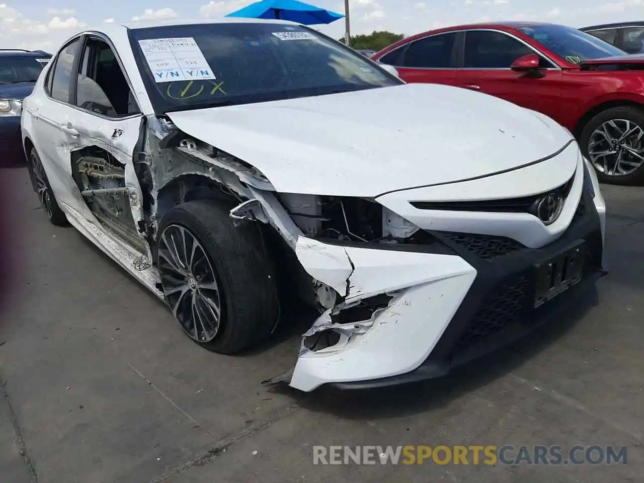 1 Photograph of a damaged car 4T1B11HK2KU785520 TOYOTA CAMRY 2019