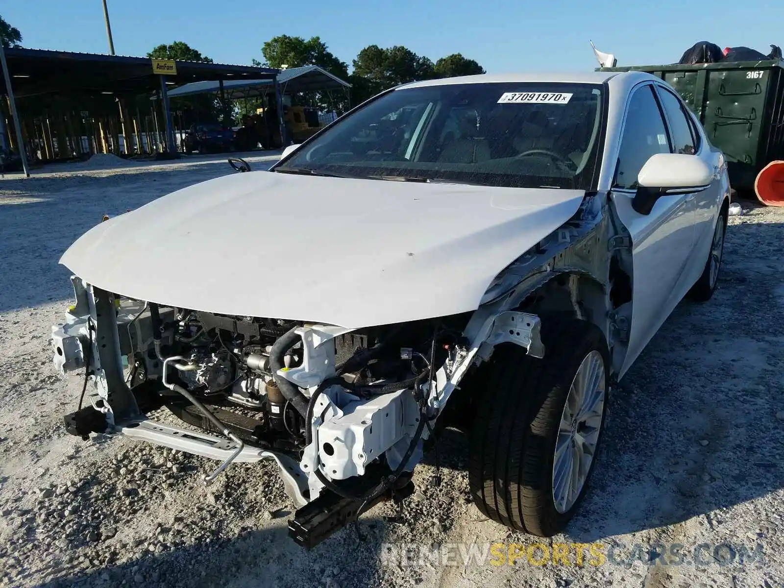 2 Photograph of a damaged car 4T1B11HK2KU785744 TOYOTA CAMRY 2019