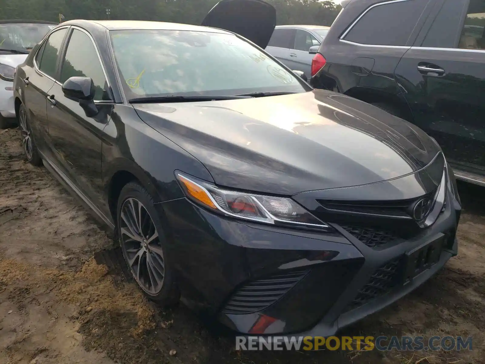 1 Photograph of a damaged car 4T1B11HK2KU786554 TOYOTA CAMRY 2019