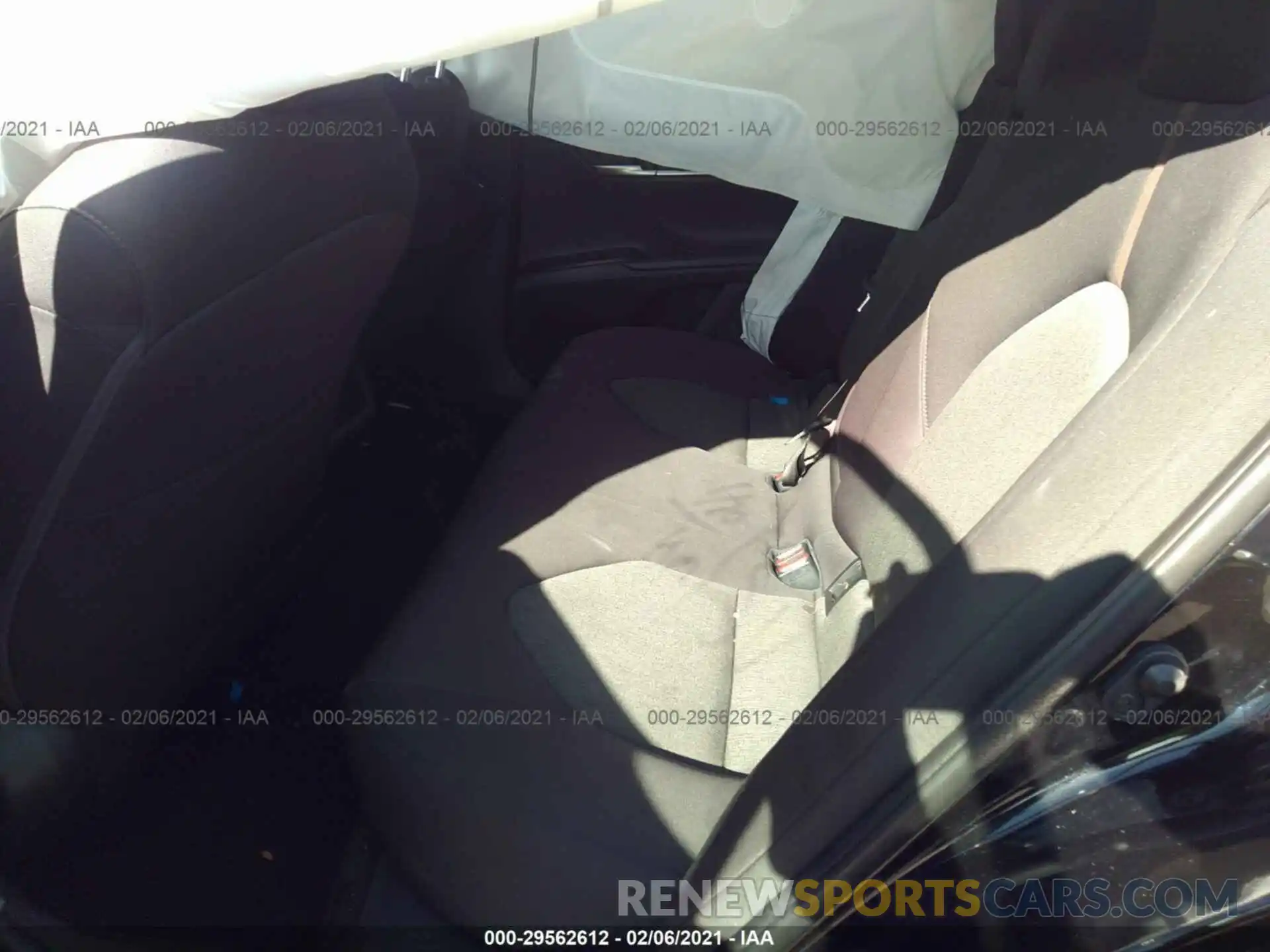 8 Photograph of a damaged car 4T1B11HK2KU788921 TOYOTA CAMRY 2019