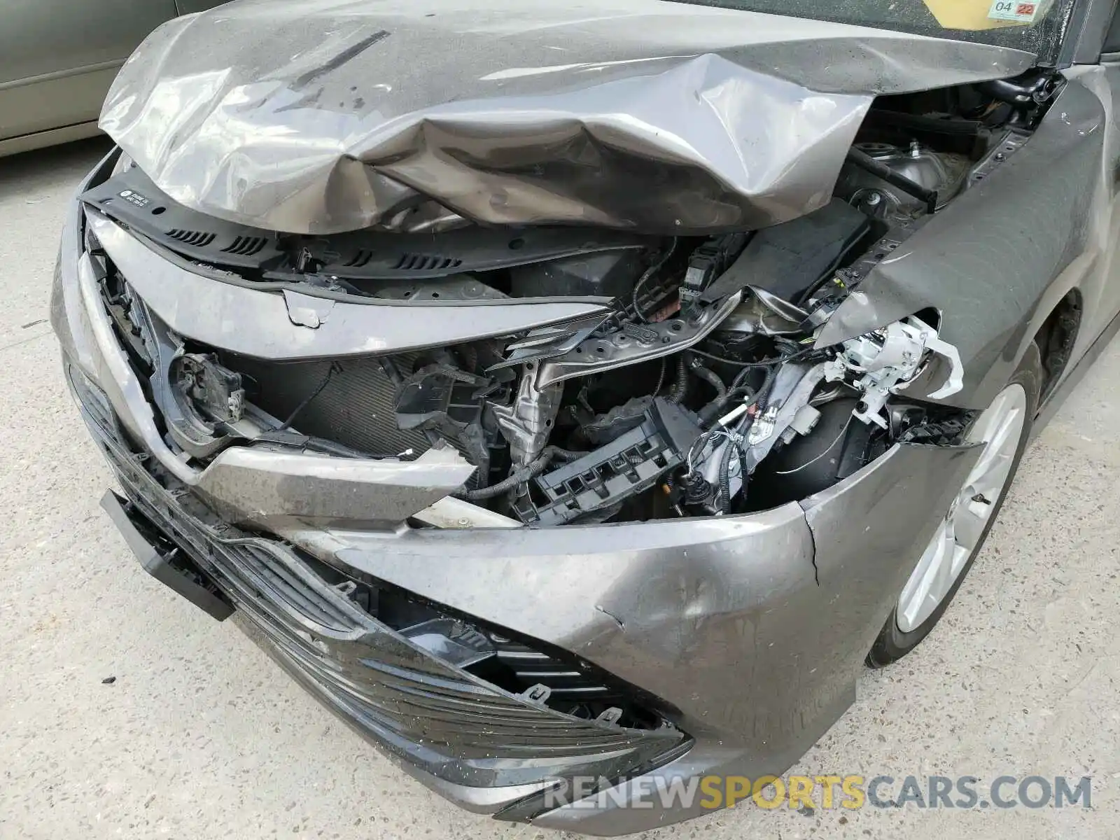 9 Photograph of a damaged car 4T1B11HK2KU789177 TOYOTA CAMRY 2019