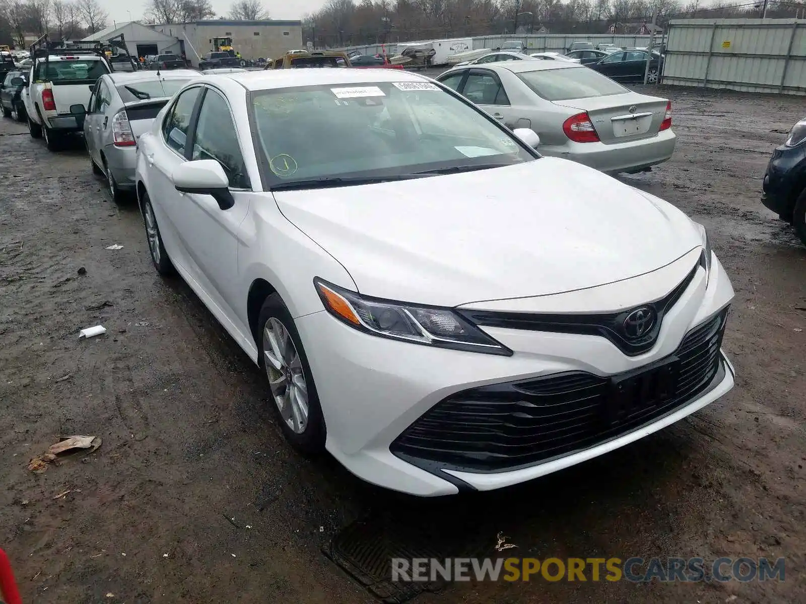 1 Photograph of a damaged car 4T1B11HK2KU790152 TOYOTA CAMRY 2019