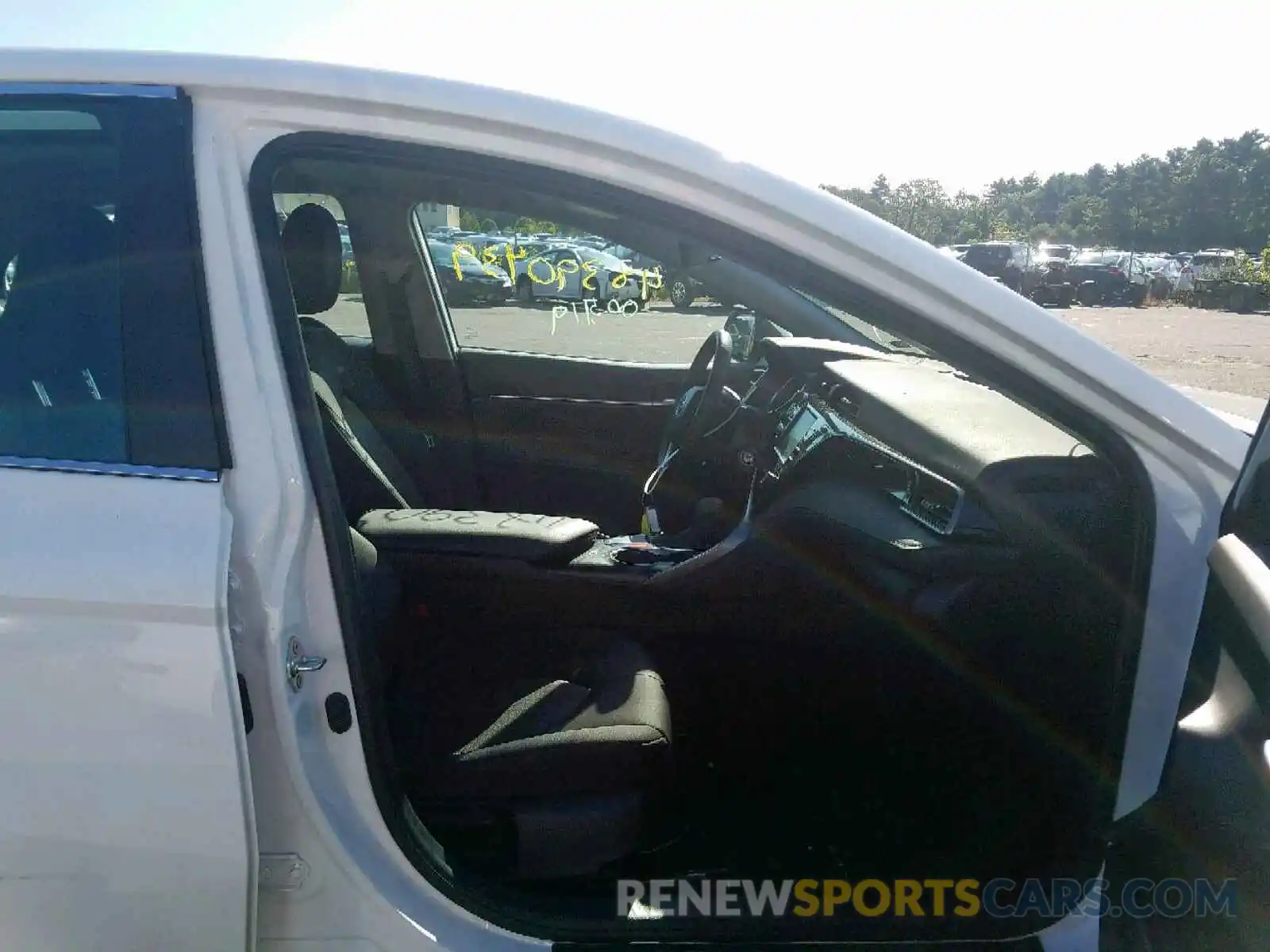 5 Photograph of a damaged car 4T1B11HK2KU790166 TOYOTA CAMRY 2019