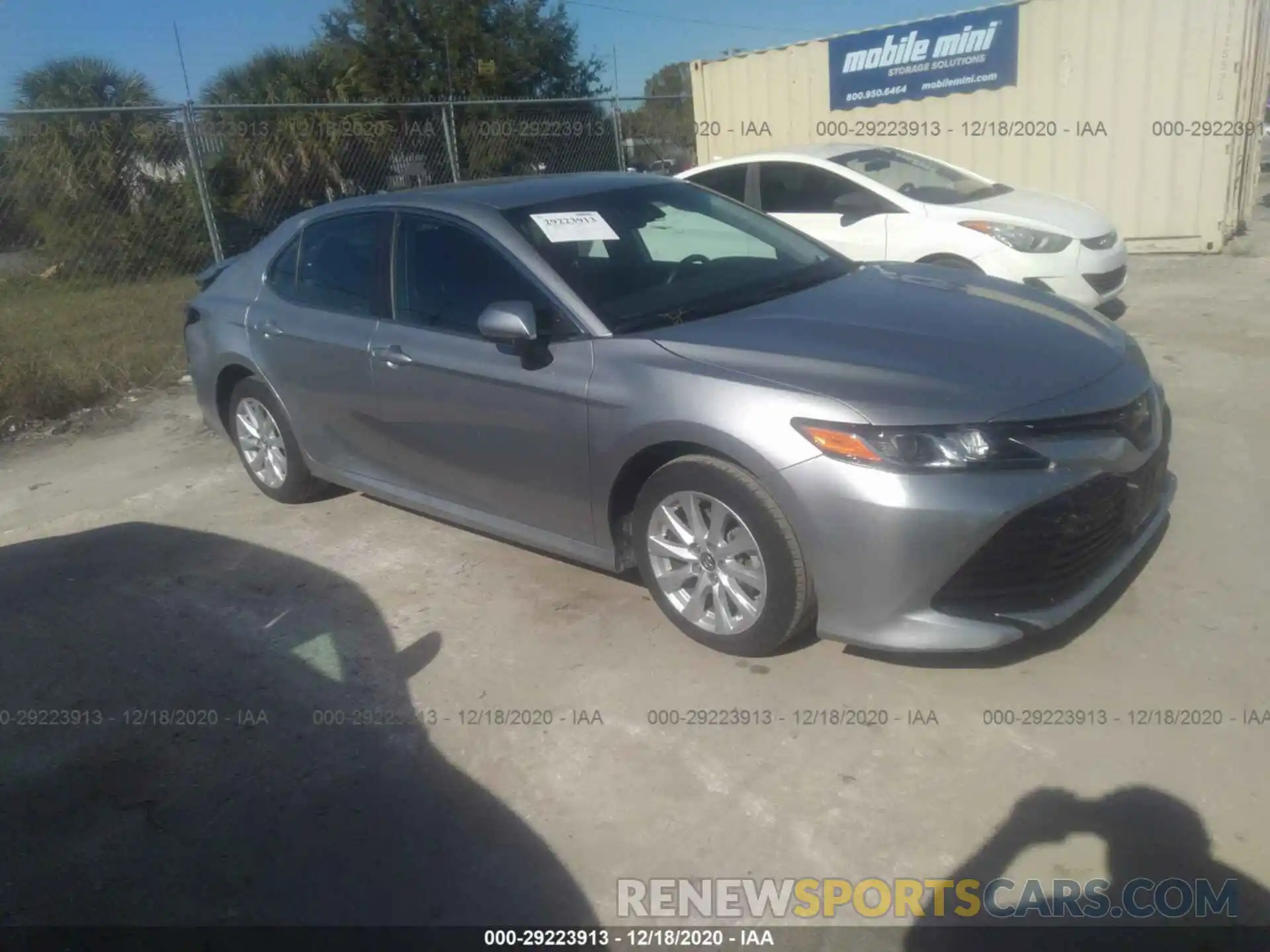 1 Photograph of a damaged car 4T1B11HK2KU790796 TOYOTA CAMRY 2019