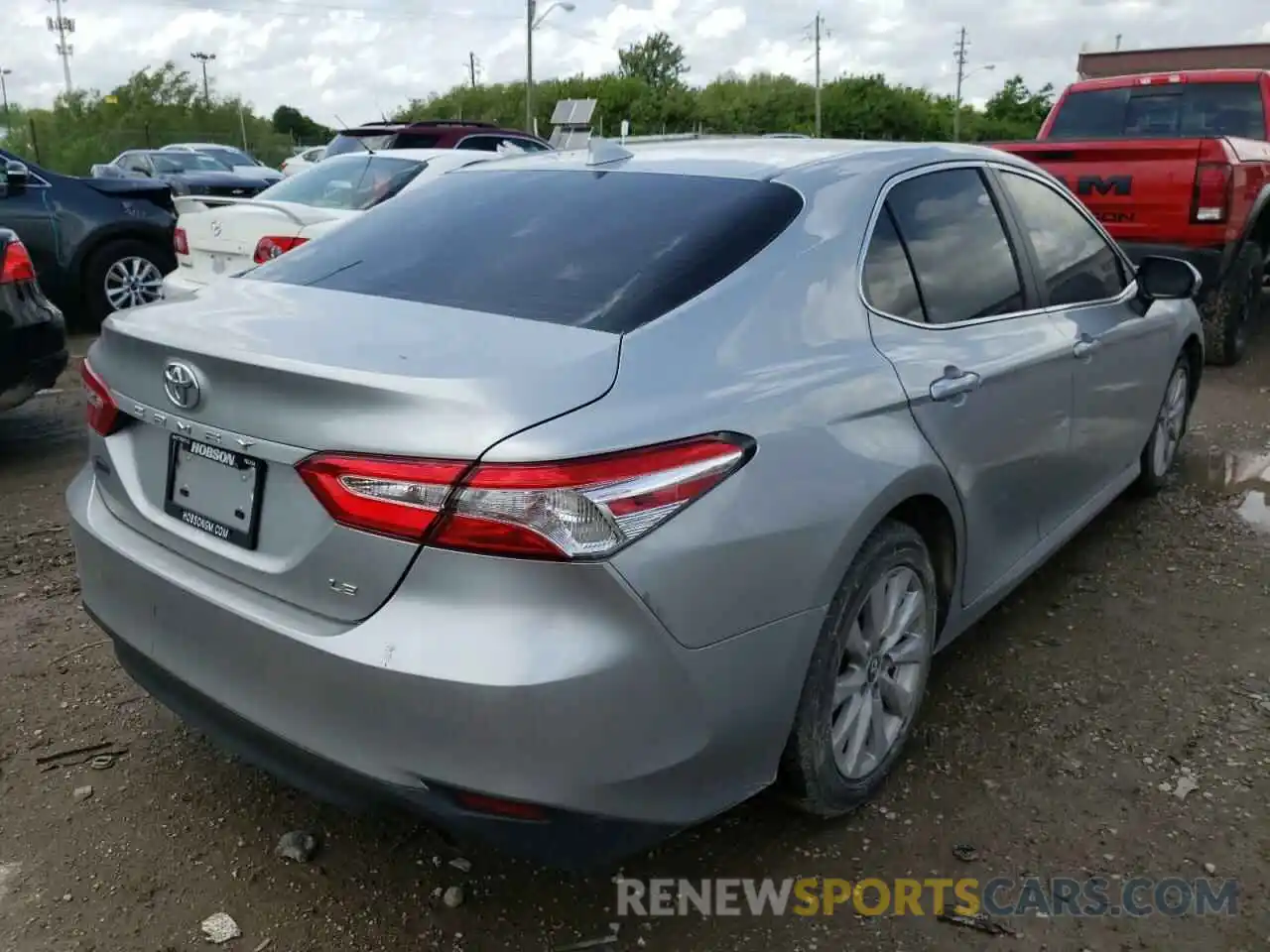 4 Photograph of a damaged car 4T1B11HK2KU791012 TOYOTA CAMRY 2019