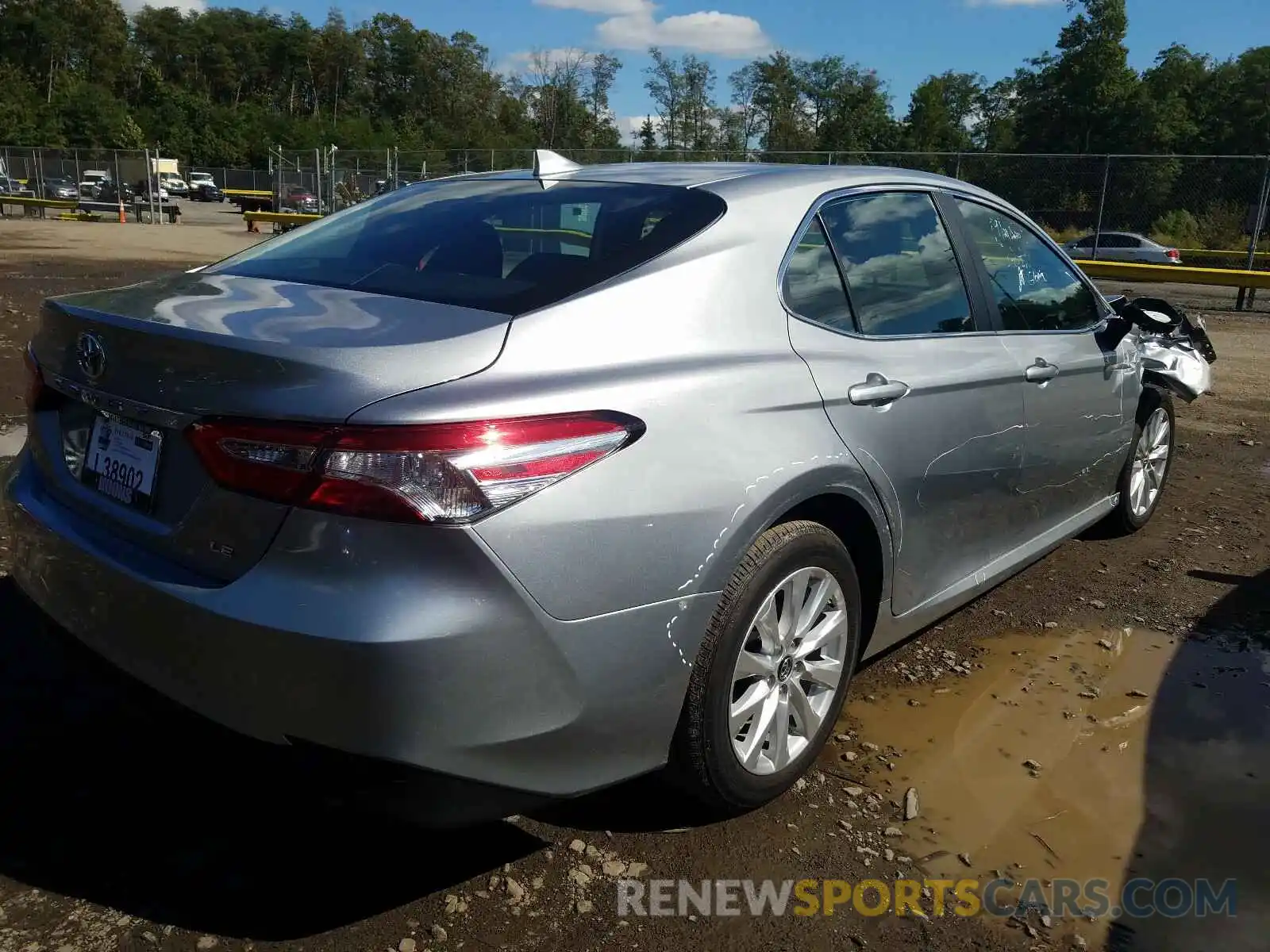 4 Photograph of a damaged car 4T1B11HK2KU792547 TOYOTA CAMRY 2019