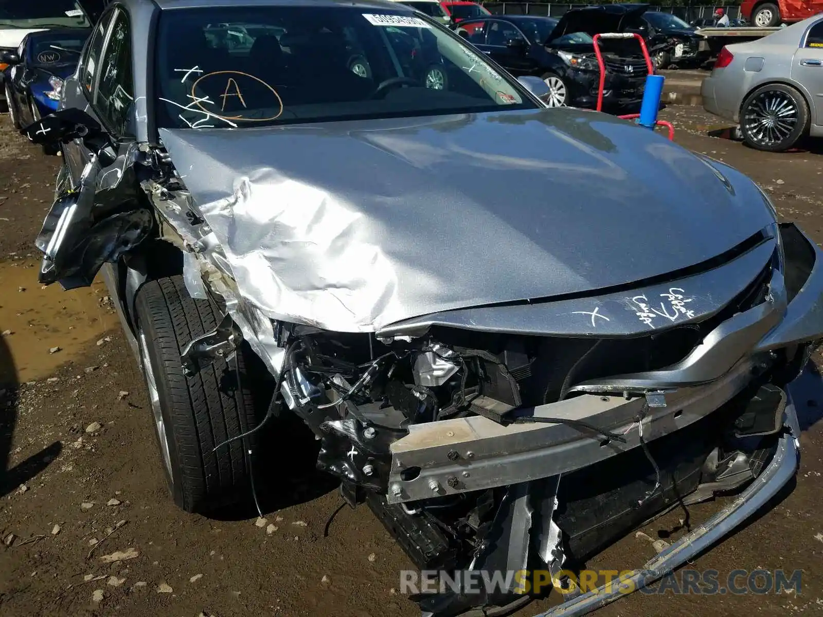 9 Photograph of a damaged car 4T1B11HK2KU792547 TOYOTA CAMRY 2019