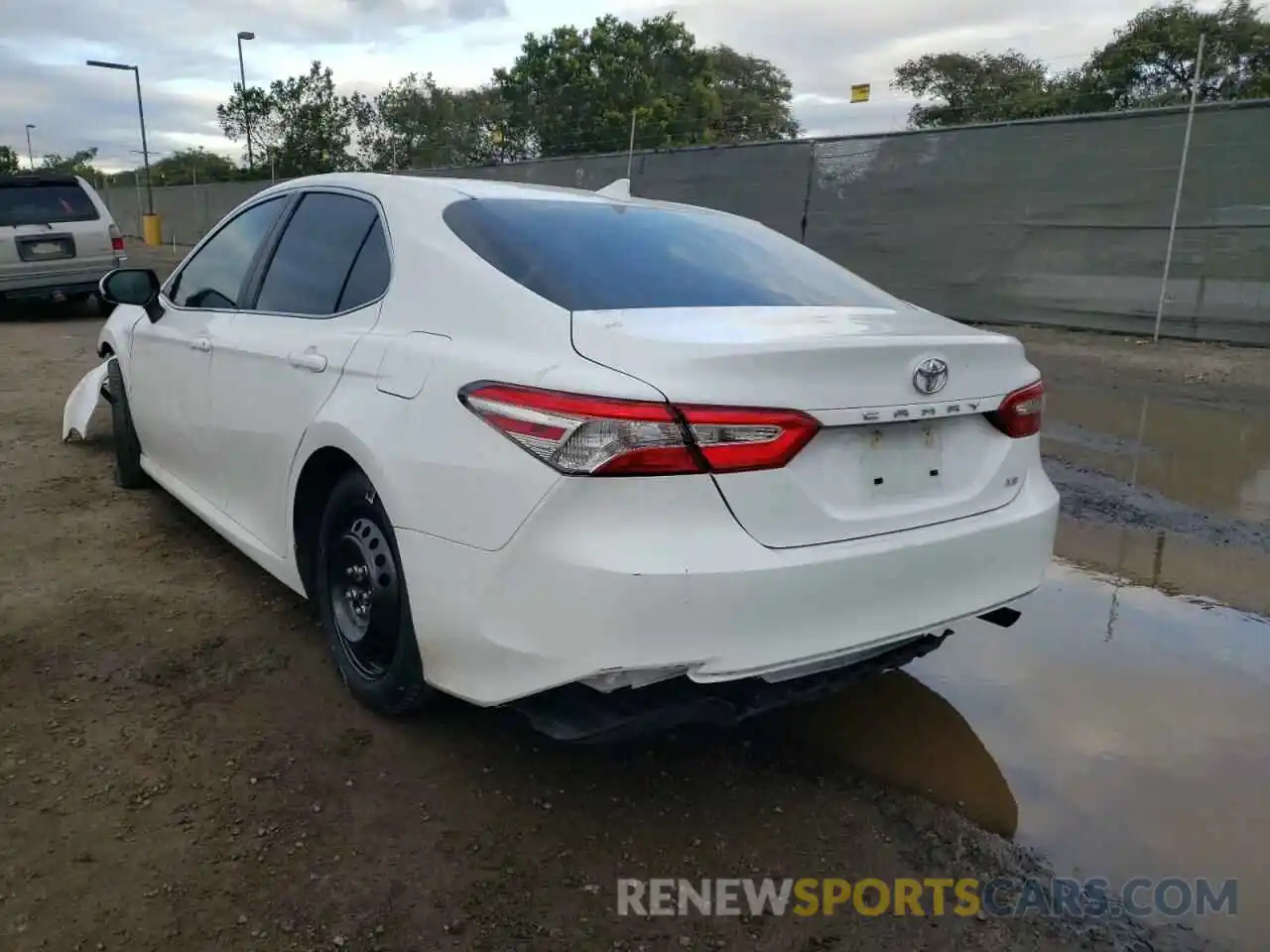 3 Photograph of a damaged car 4T1B11HK2KU793066 TOYOTA CAMRY 2019