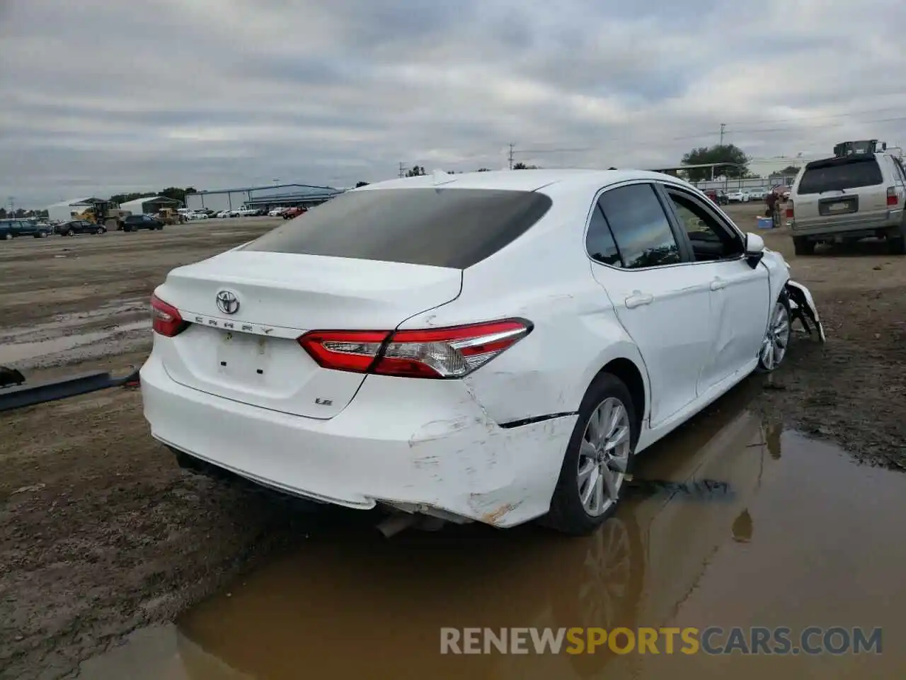 4 Photograph of a damaged car 4T1B11HK2KU793066 TOYOTA CAMRY 2019