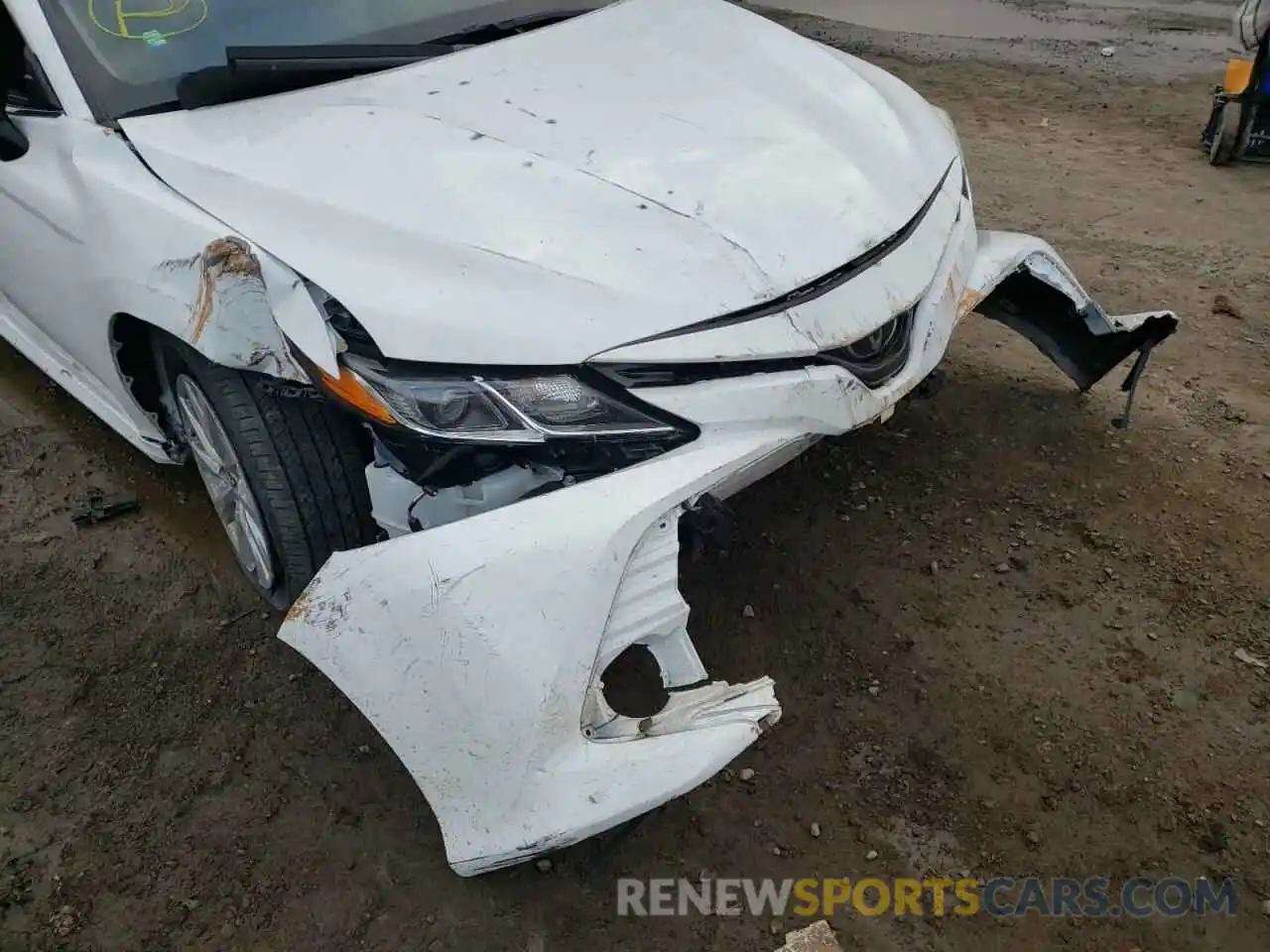 9 Photograph of a damaged car 4T1B11HK2KU793066 TOYOTA CAMRY 2019