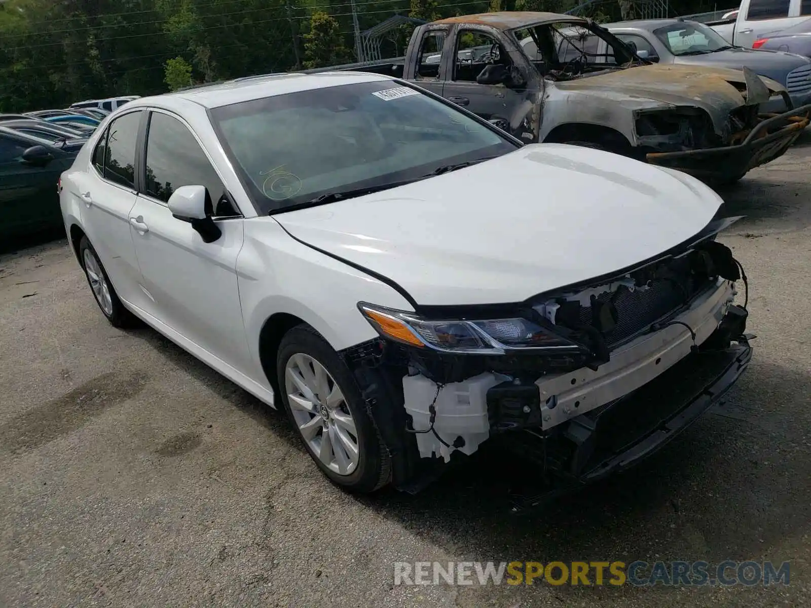 1 Photograph of a damaged car 4T1B11HK2KU793665 TOYOTA CAMRY 2019