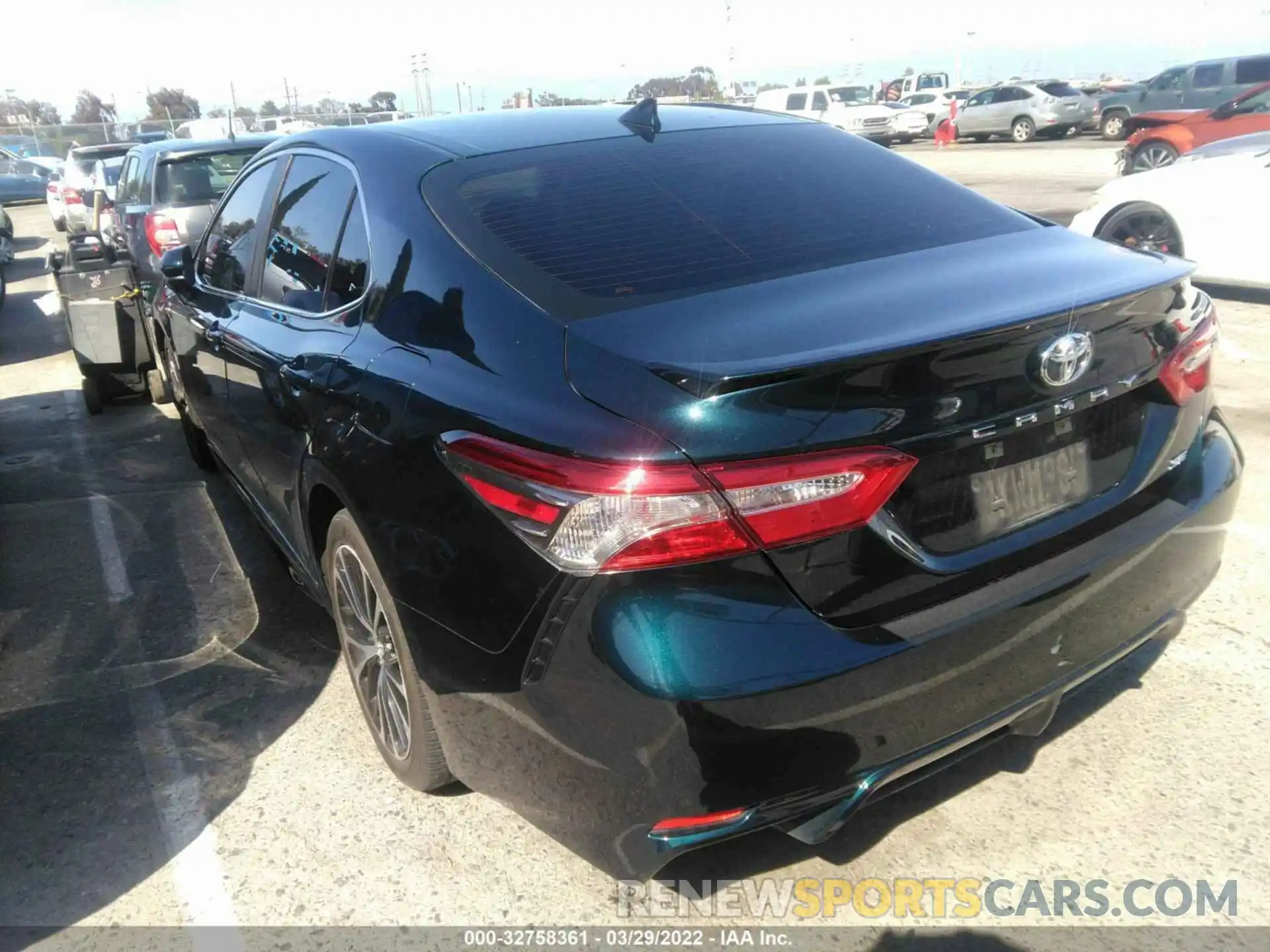 3 Photograph of a damaged car 4T1B11HK2KU795982 TOYOTA CAMRY 2019