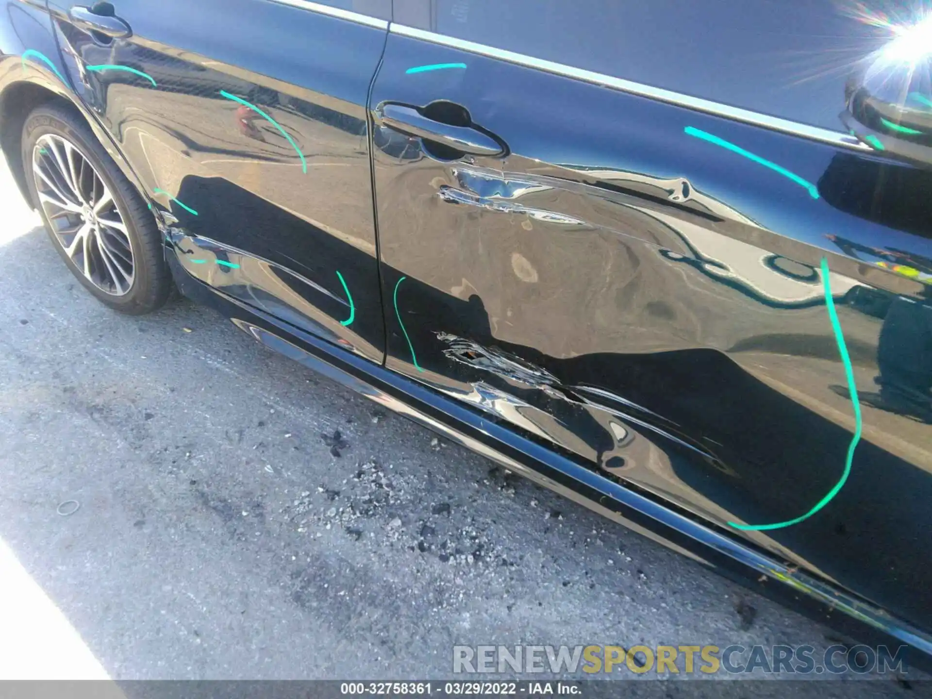 6 Photograph of a damaged car 4T1B11HK2KU795982 TOYOTA CAMRY 2019