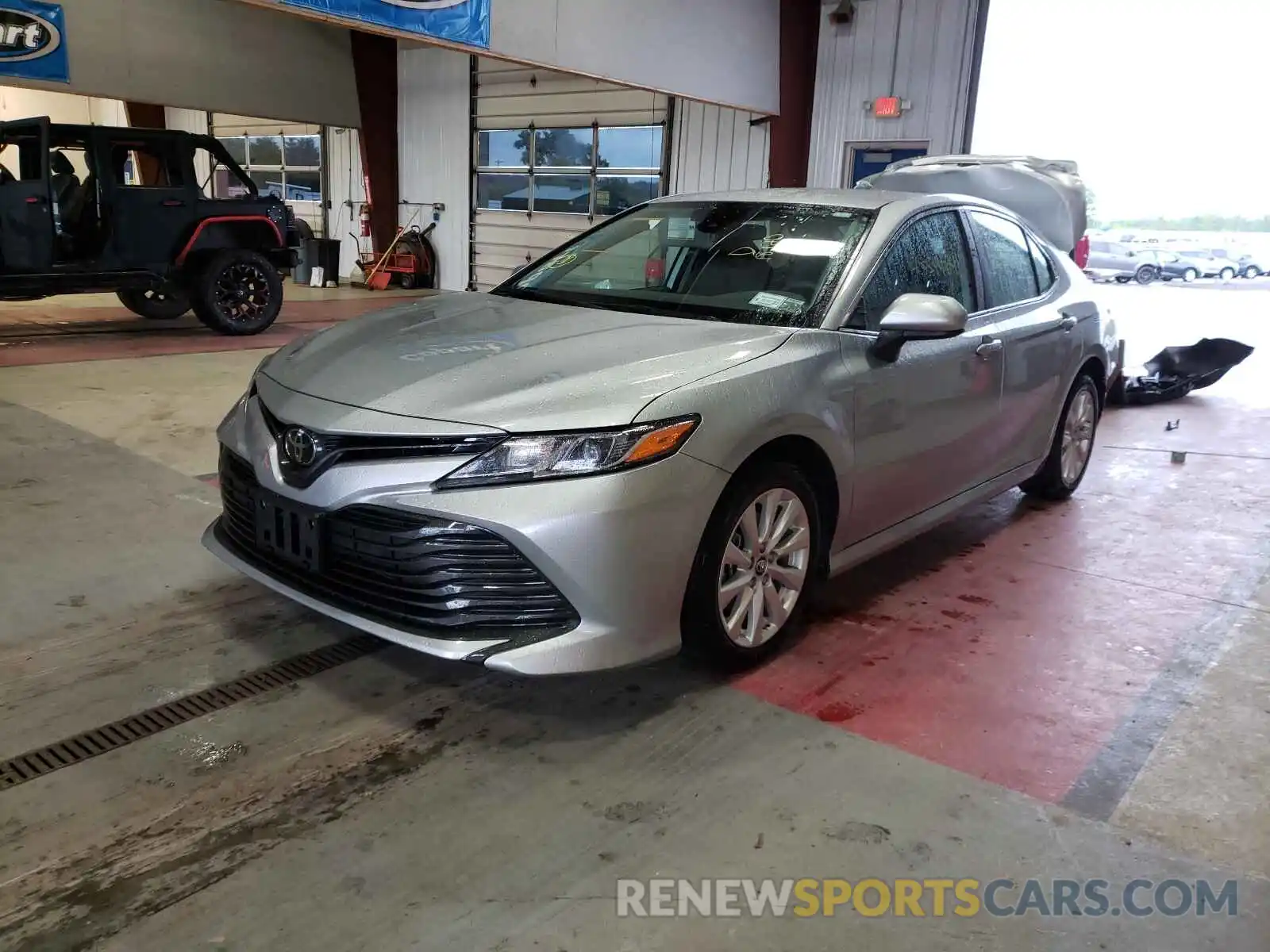 2 Photograph of a damaged car 4T1B11HK2KU796646 TOYOTA CAMRY 2019